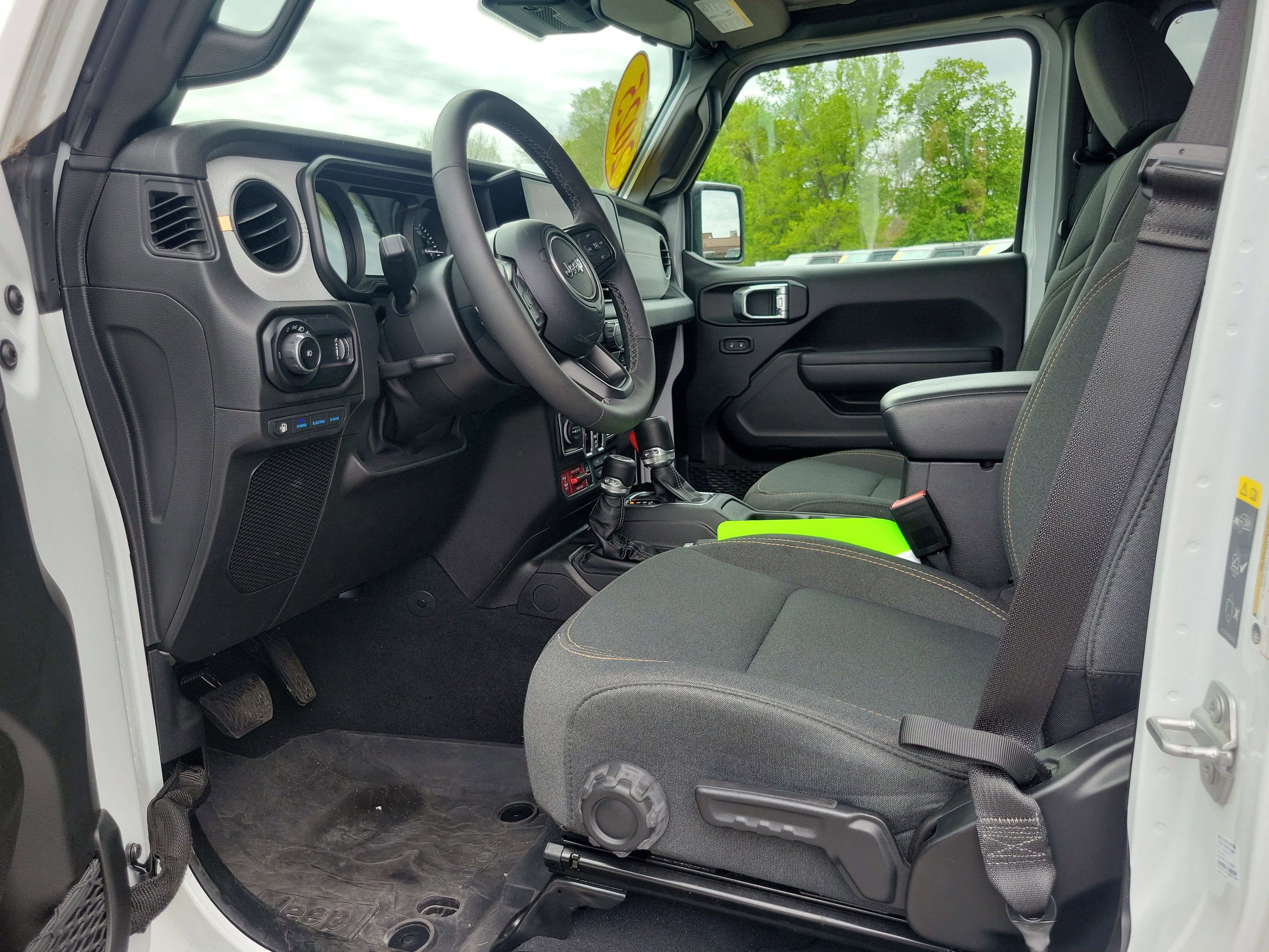 2025 Jeep Wrangler 4xe Willys 4xe