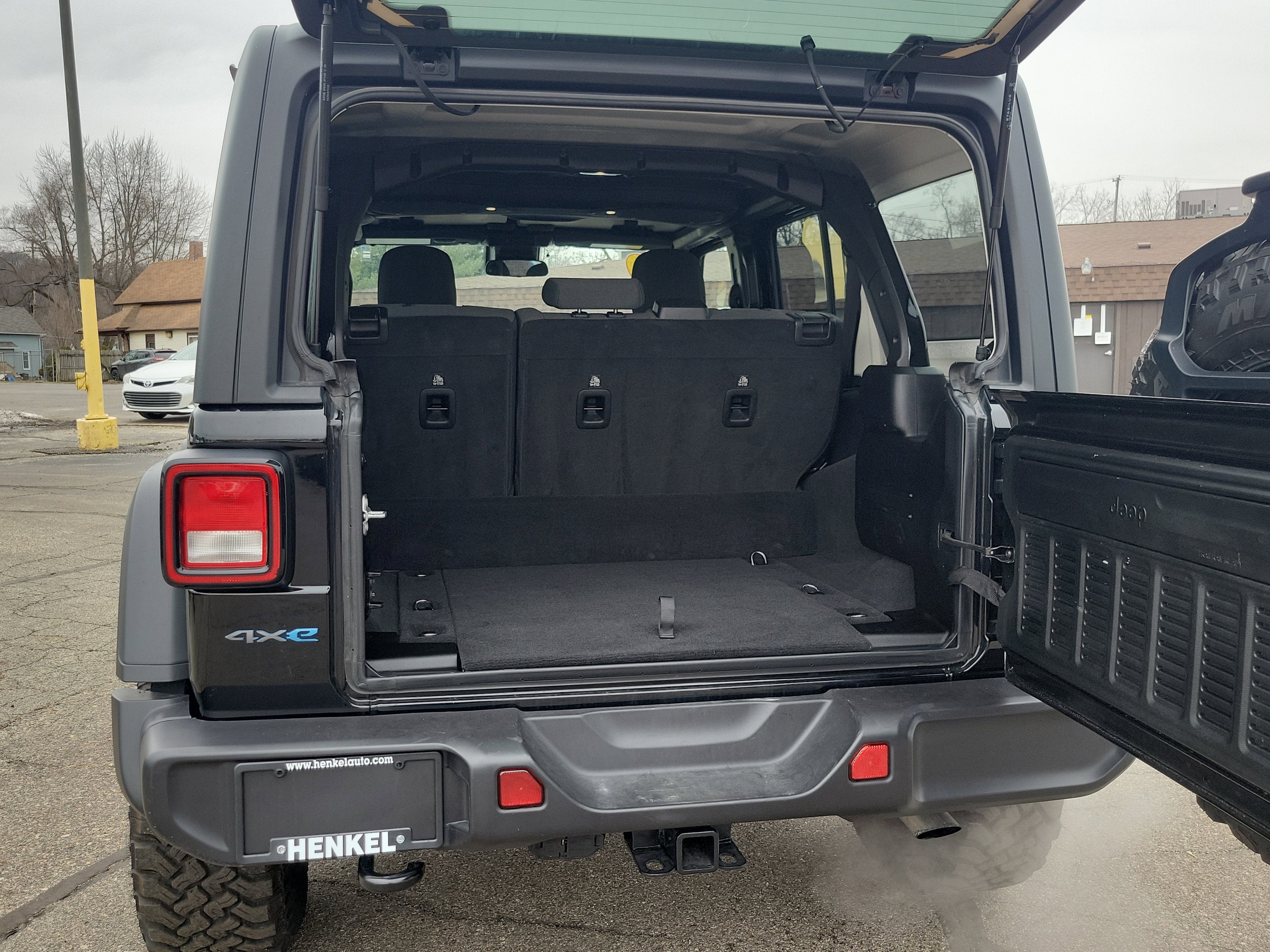 2025 Jeep Wrangler 4xe Willys 4xe