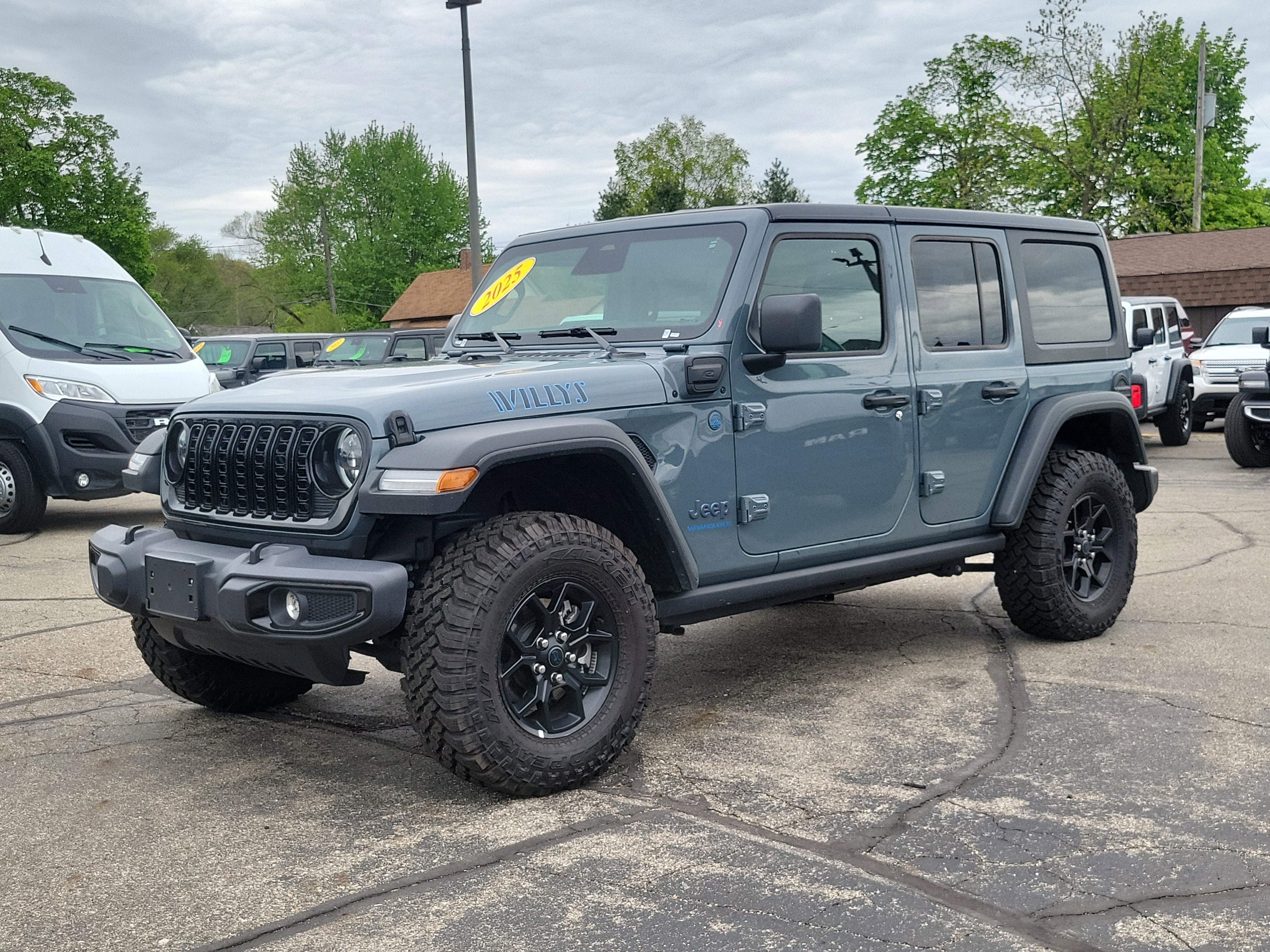 2025 Jeep Wrangler 4xe Willys 4xe