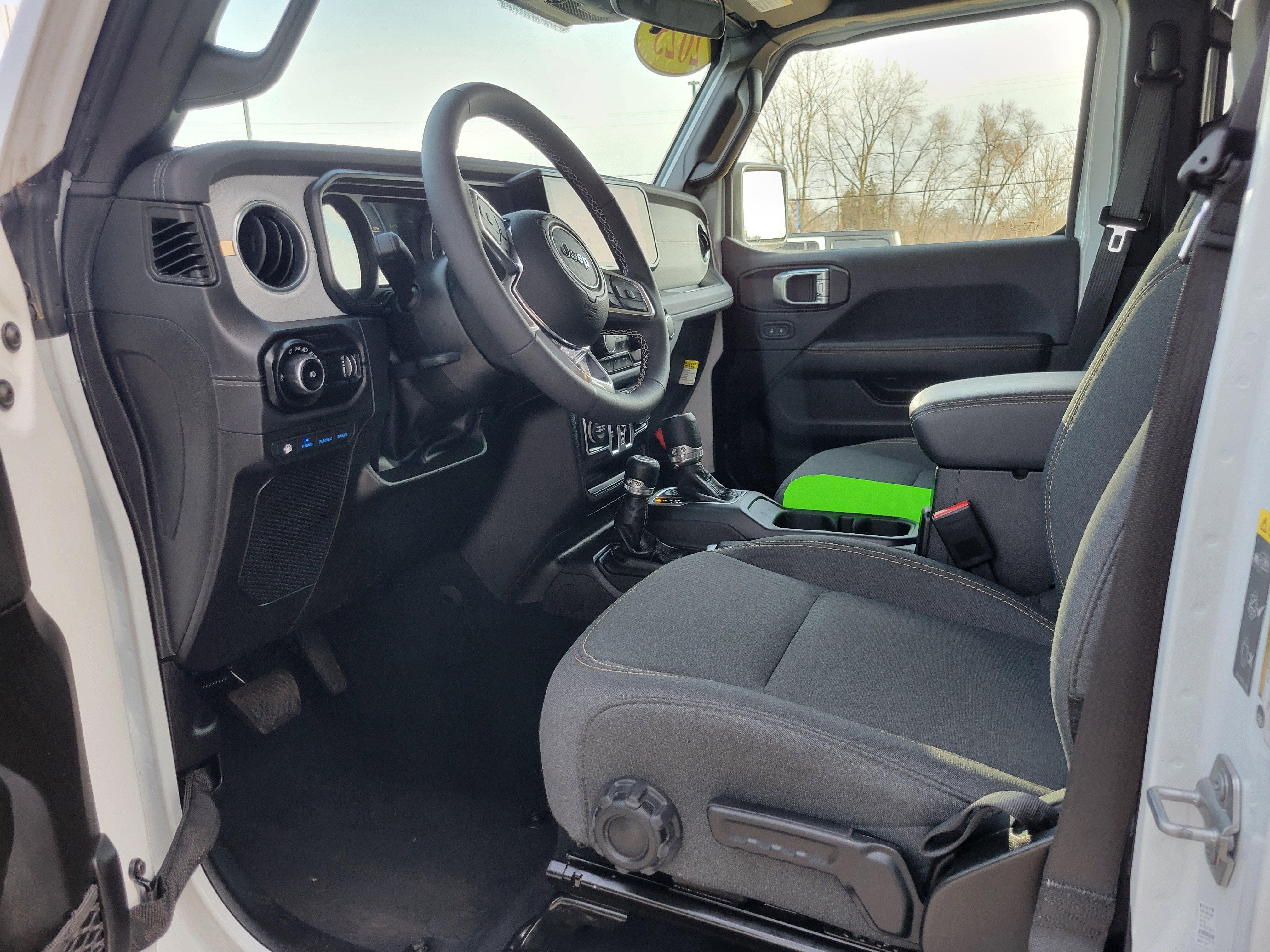 2025 Jeep Wrangler 4xe Sahara 4xe