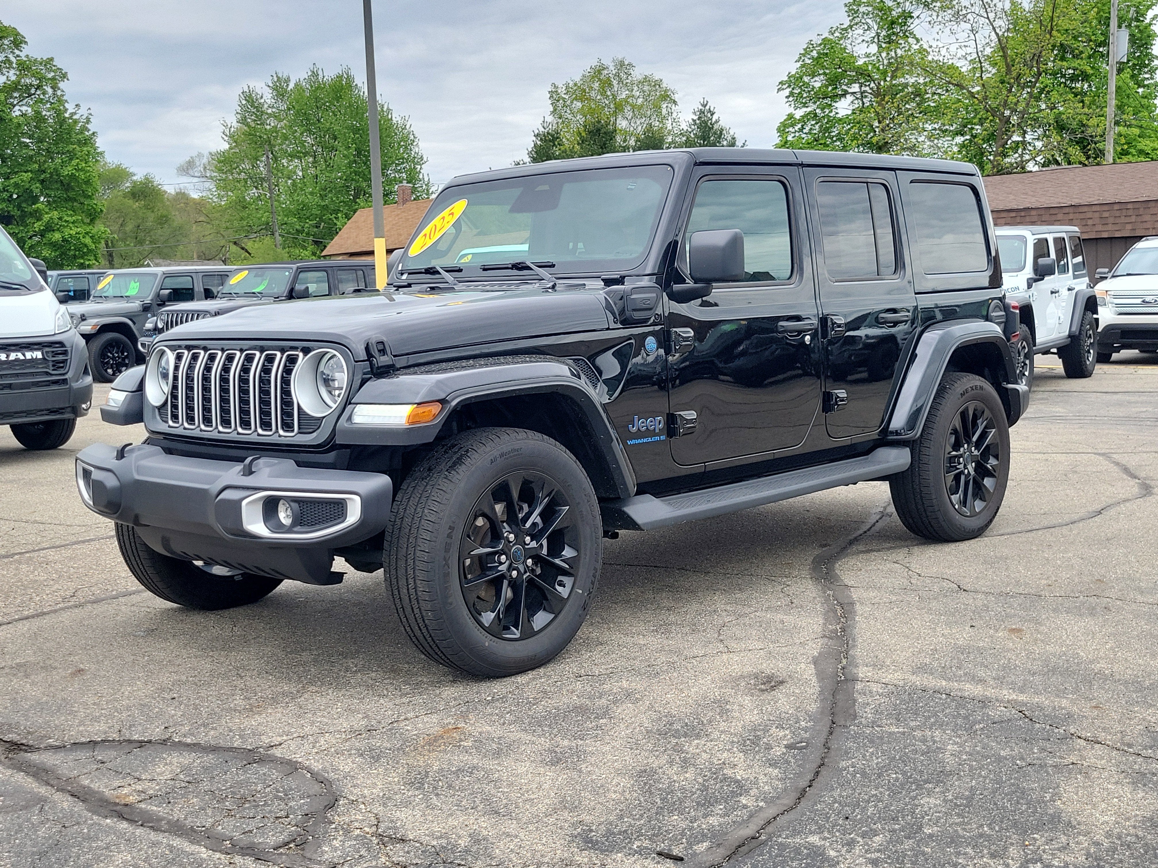 2025 Jeep Wrangler 4xe Sahara 4xe