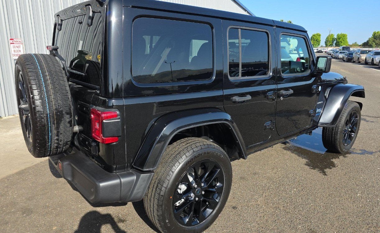2024 Jeep Wrangler Sahara 4xE
