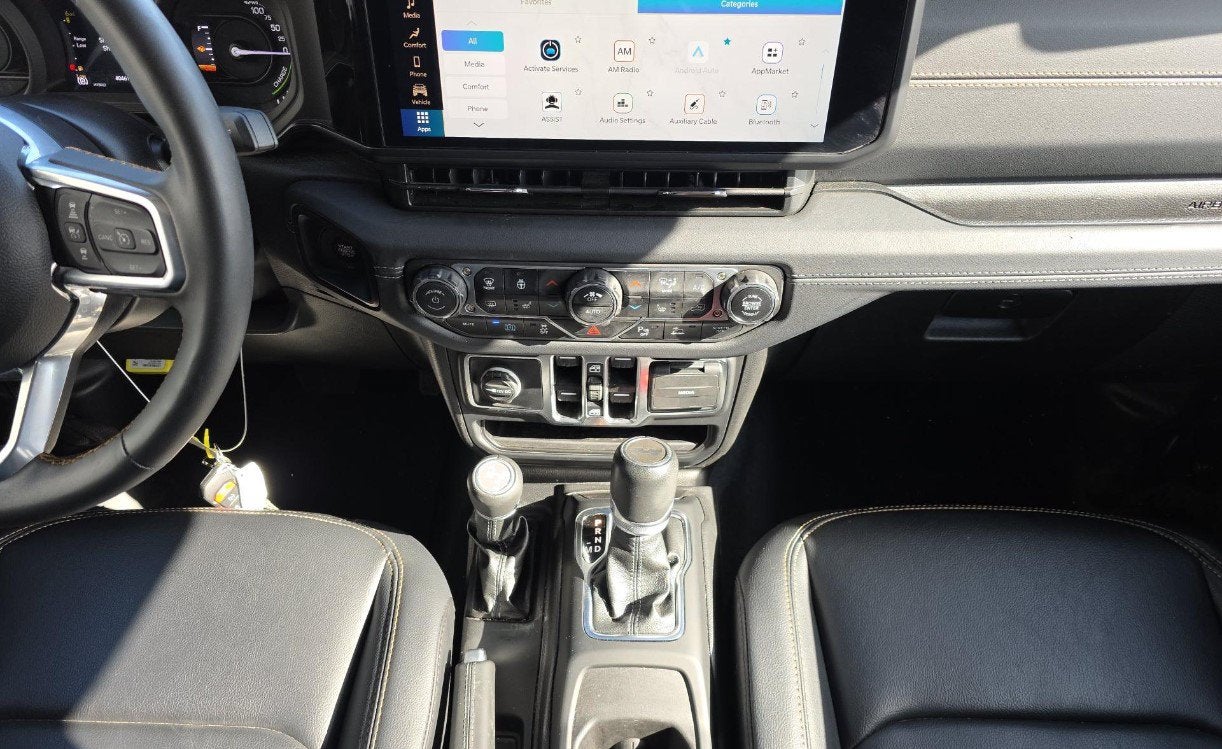 2024 Jeep Wrangler Sahara 4xE