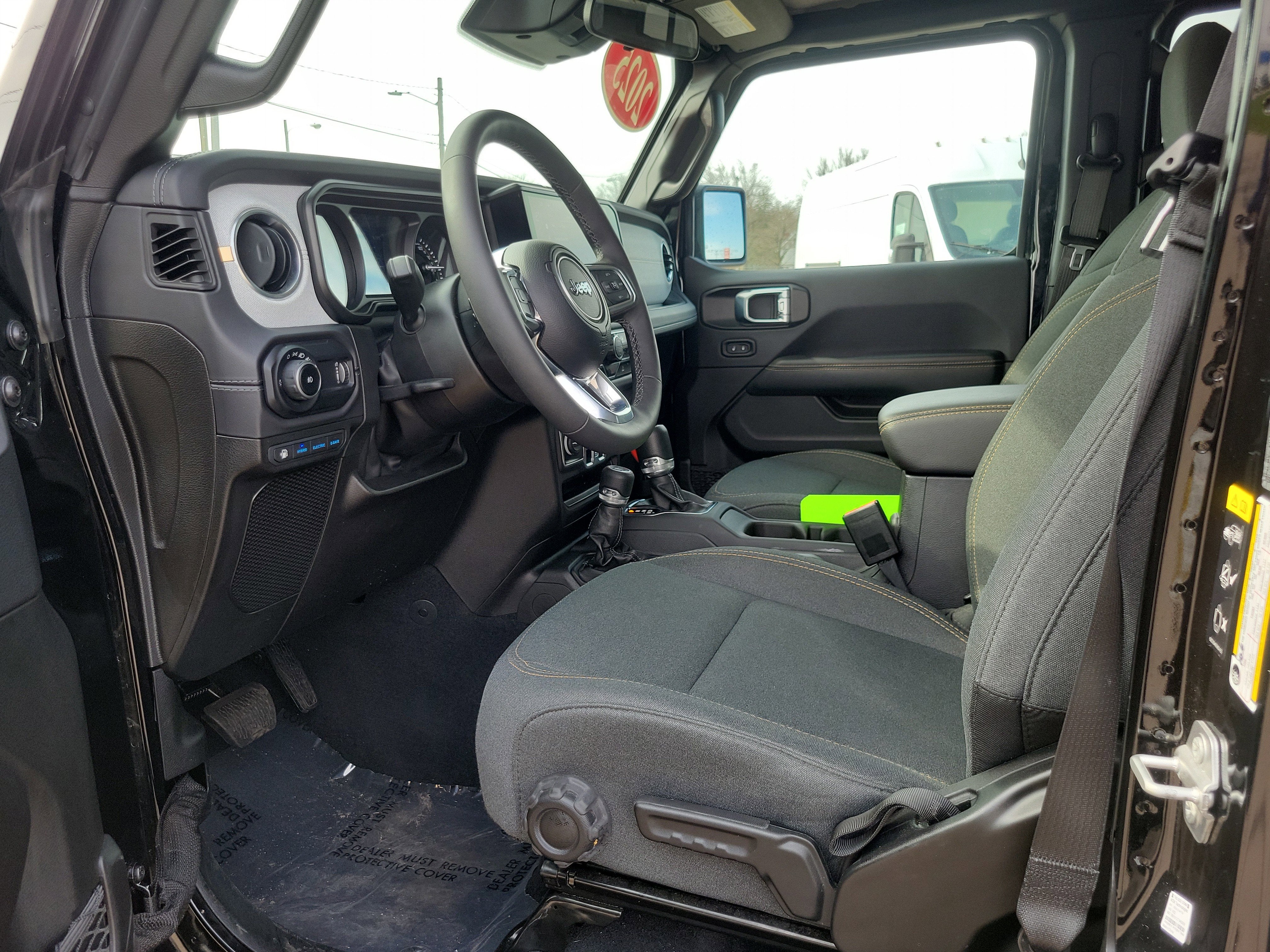 2025 Jeep Wrangler 4xe Sahara 4xe