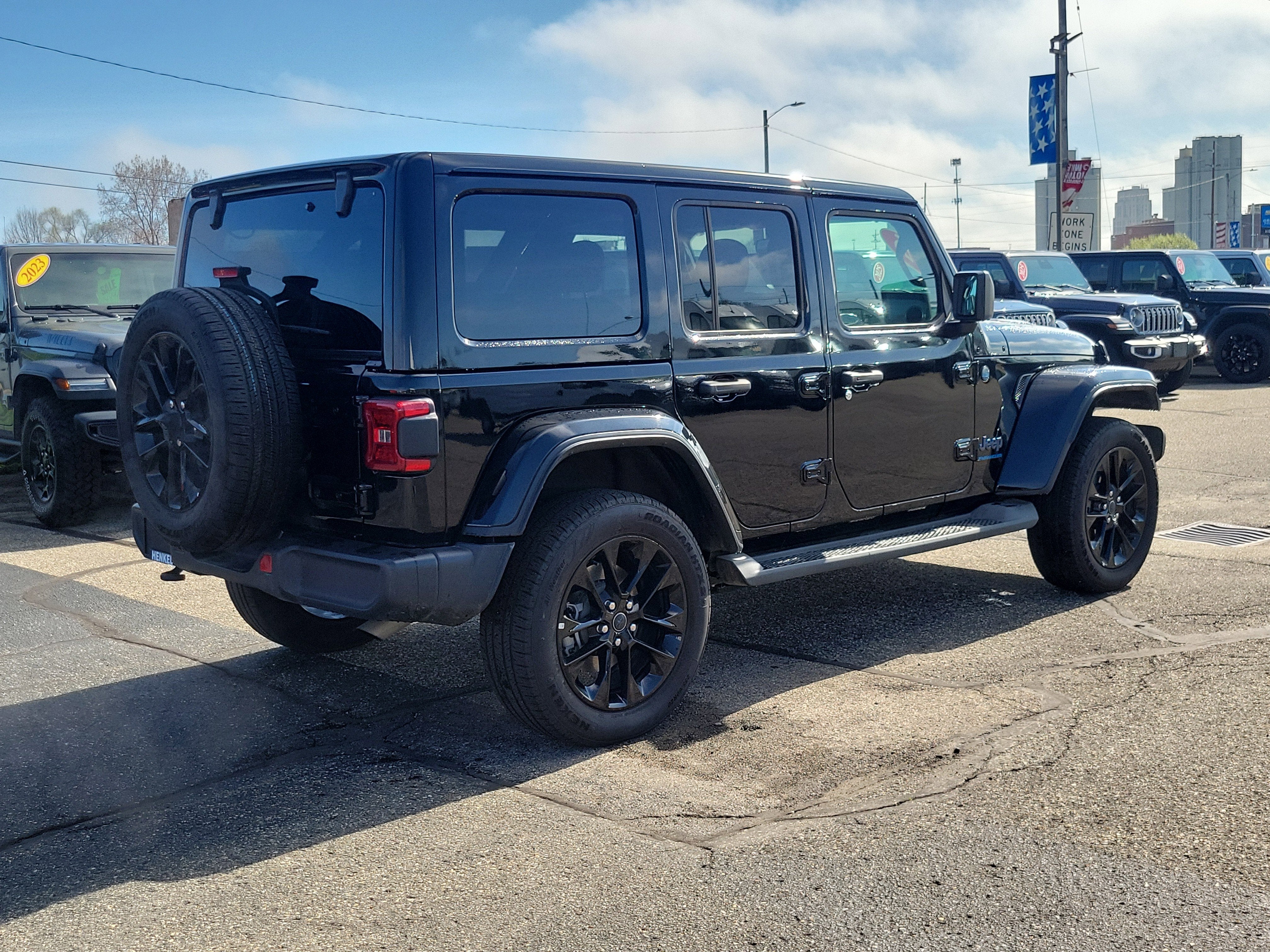 2025 Jeep Wrangler 4xe Sahara 4xe