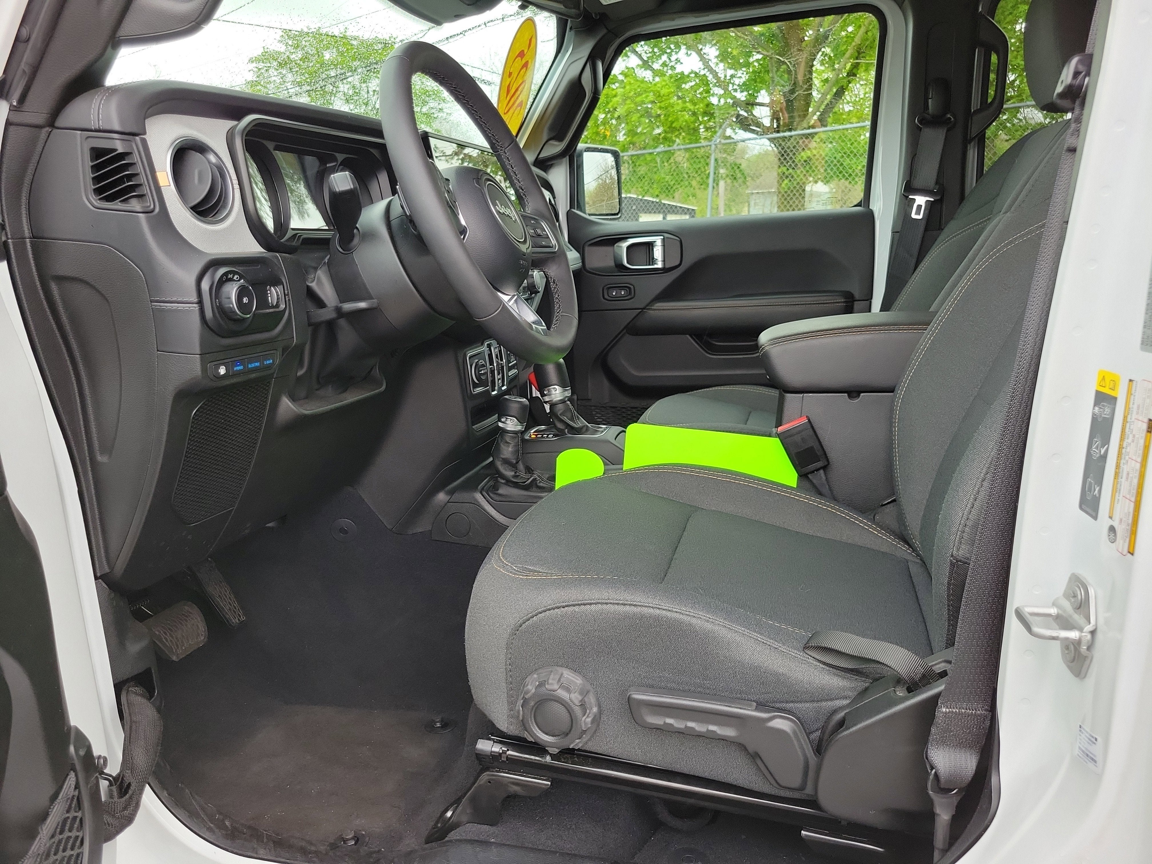 2025 Jeep Wrangler 4xe Sahara 4xe