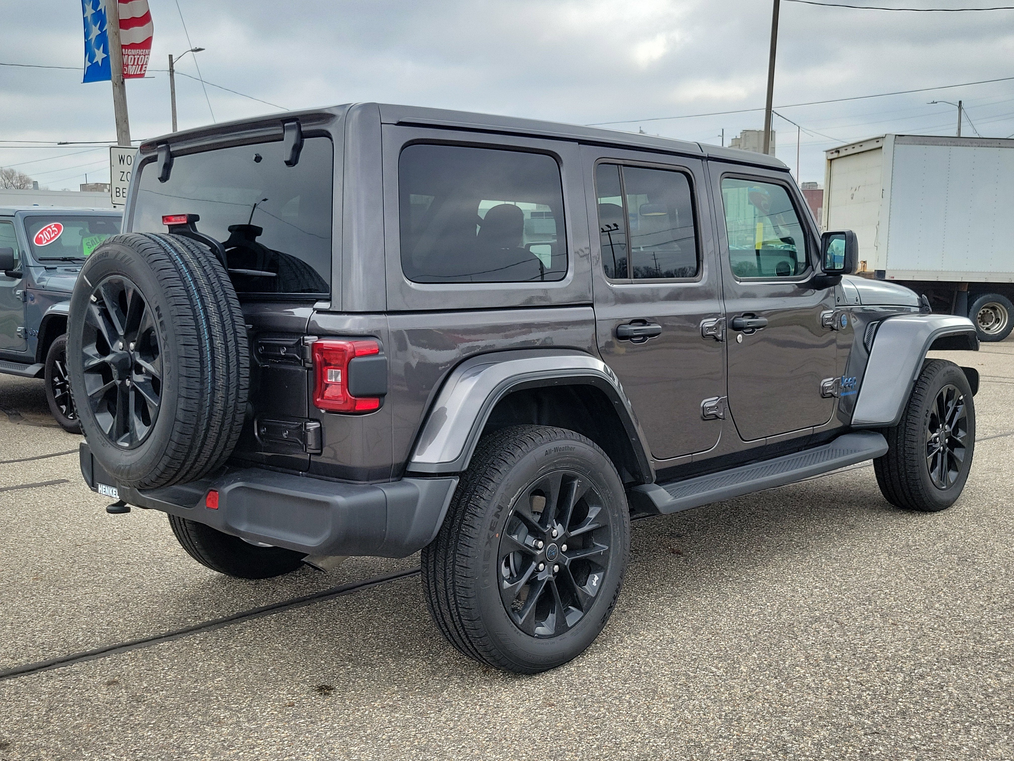 2025 Jeep Wrangler 4xe Sahara 4xe