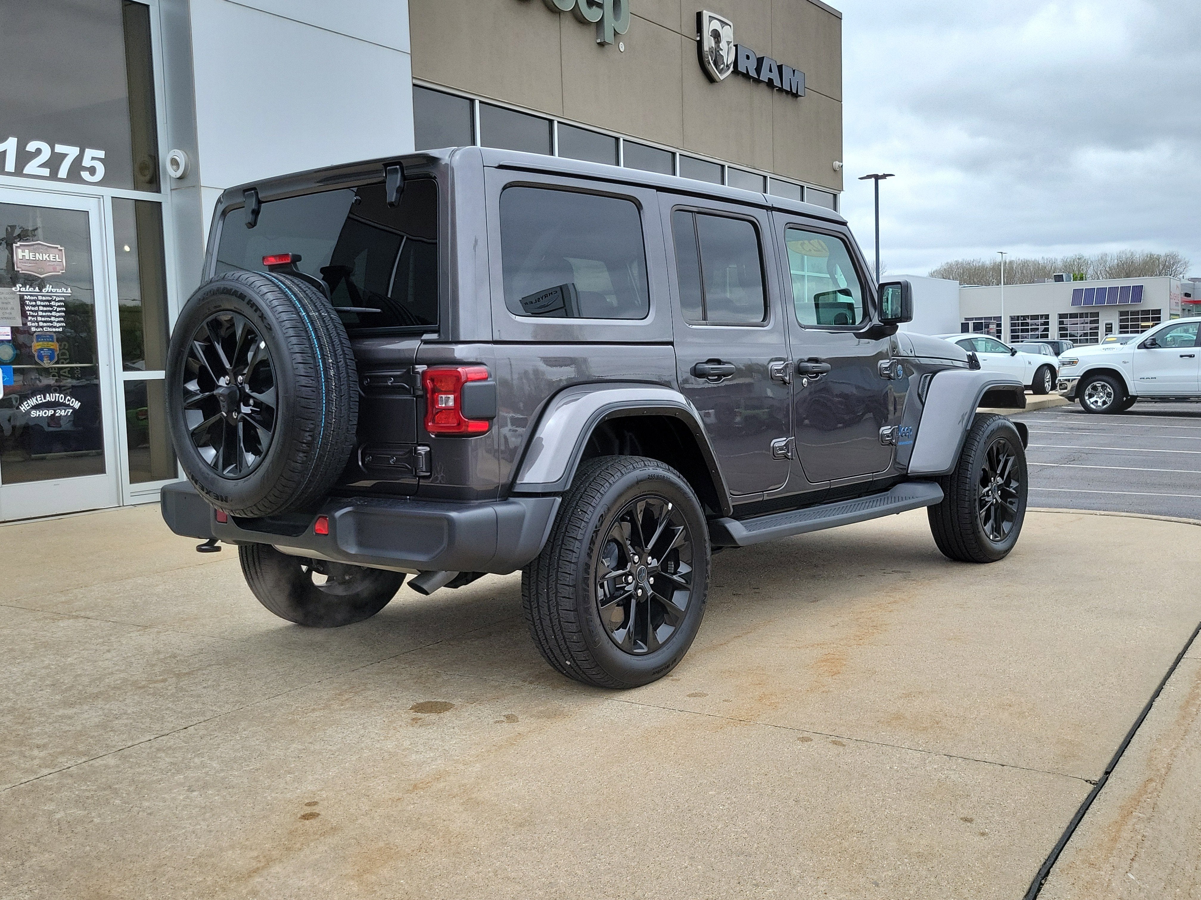 2025 Jeep Wrangler 4xe Sahara 4xe