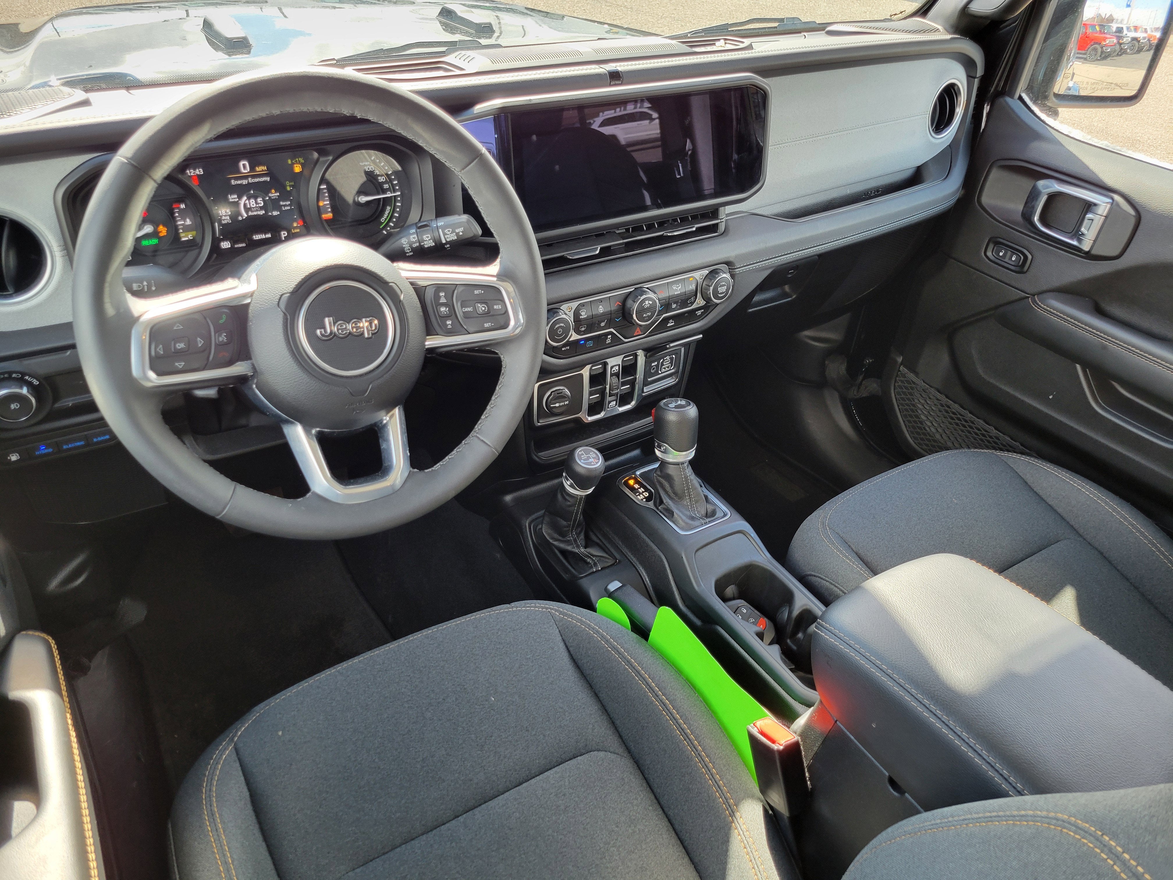 2025 Jeep Wrangler 4xe Sahara 4xe