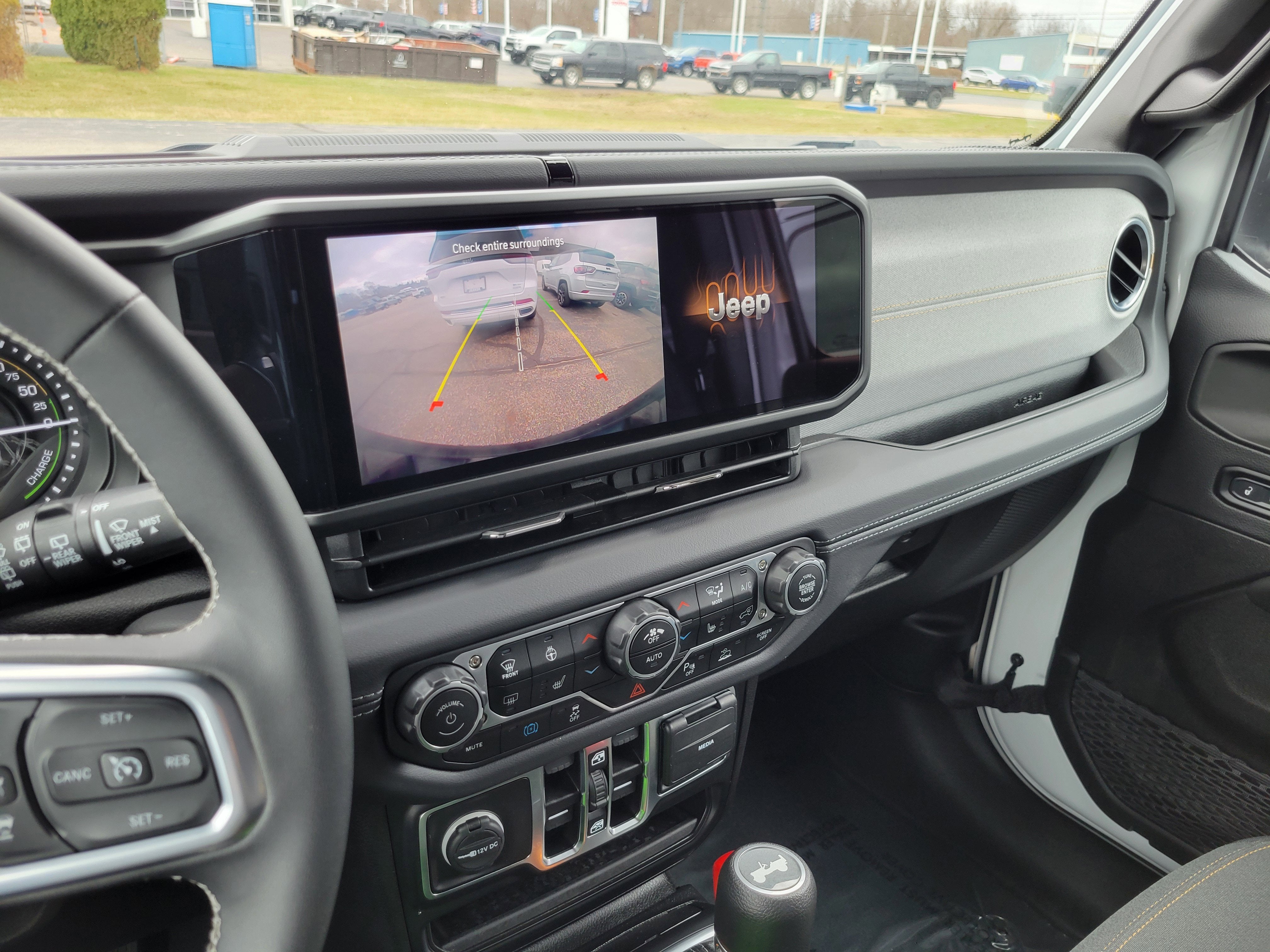 2025 Jeep Wrangler 4xe Sahara 4xe