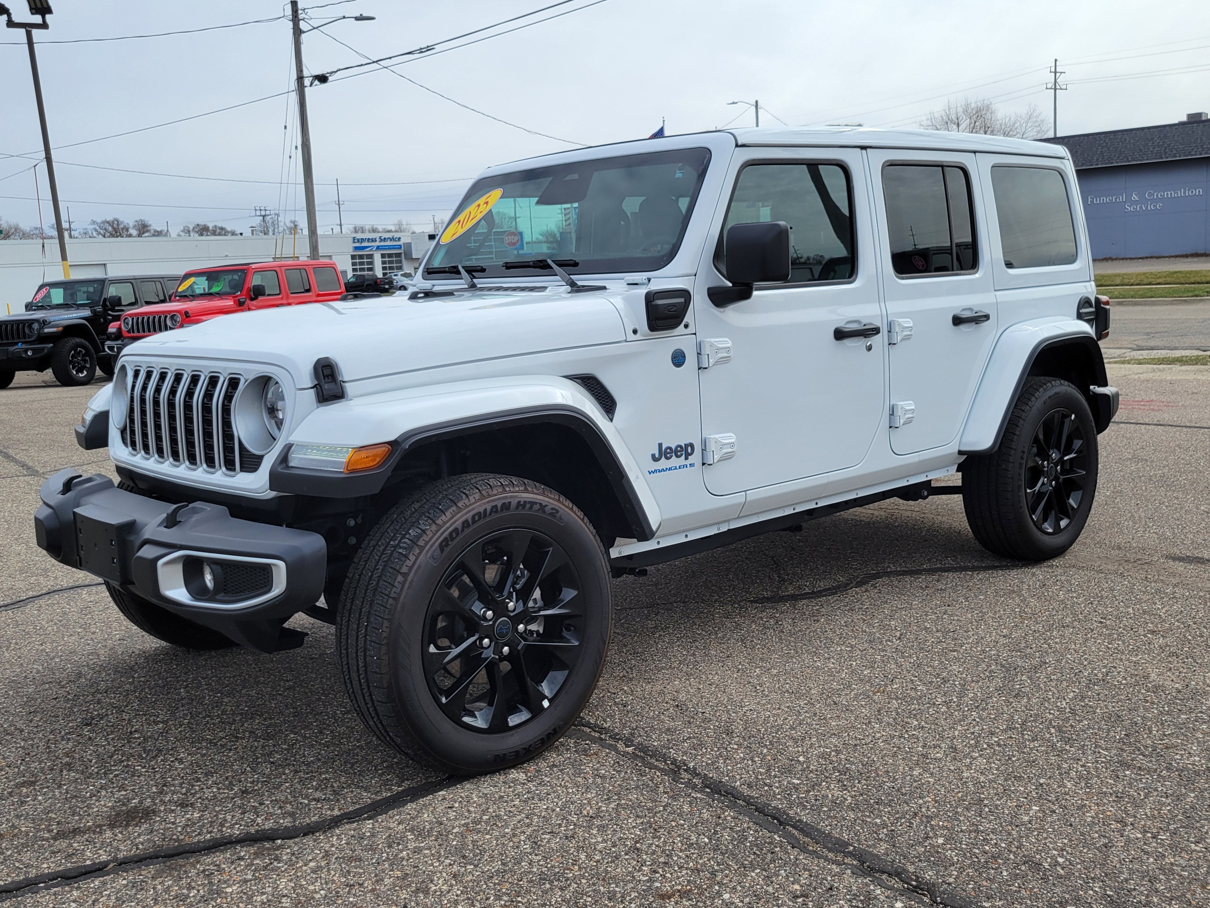 2025 Jeep Wrangler 4xe Sahara 4xe