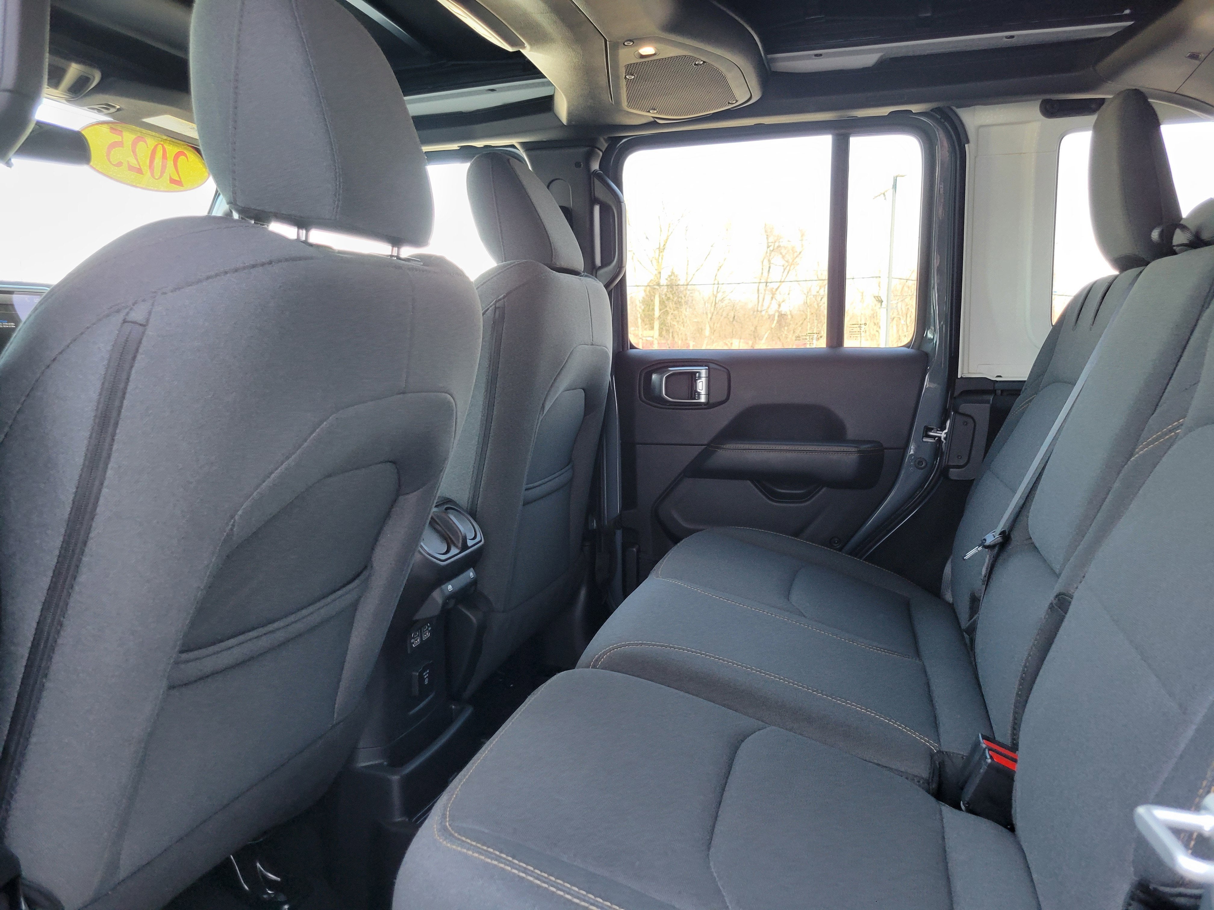 2025 Jeep Wrangler 4xe Sahara 4xe