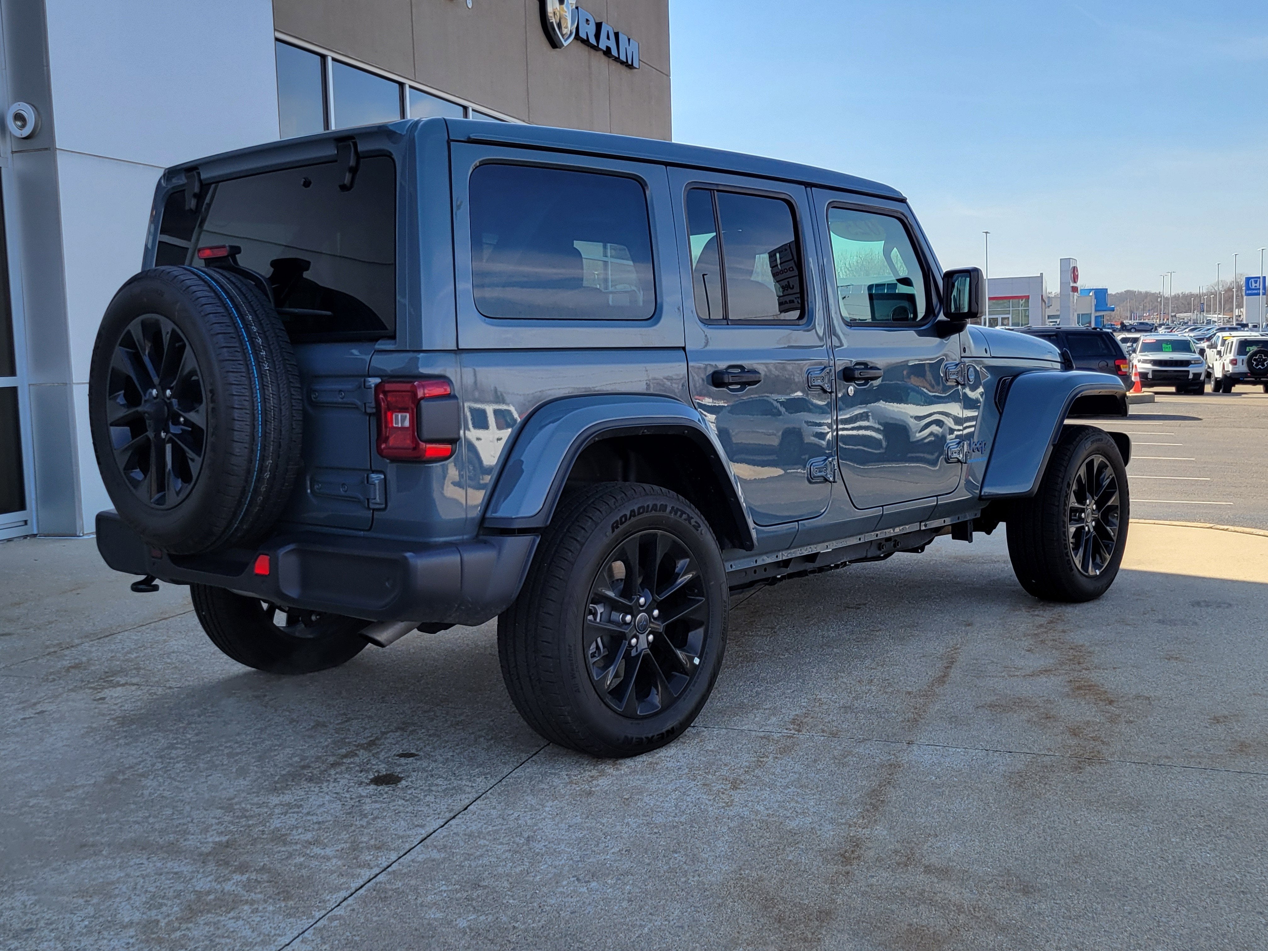2025 Jeep Wrangler 4xe Sahara 4xe
