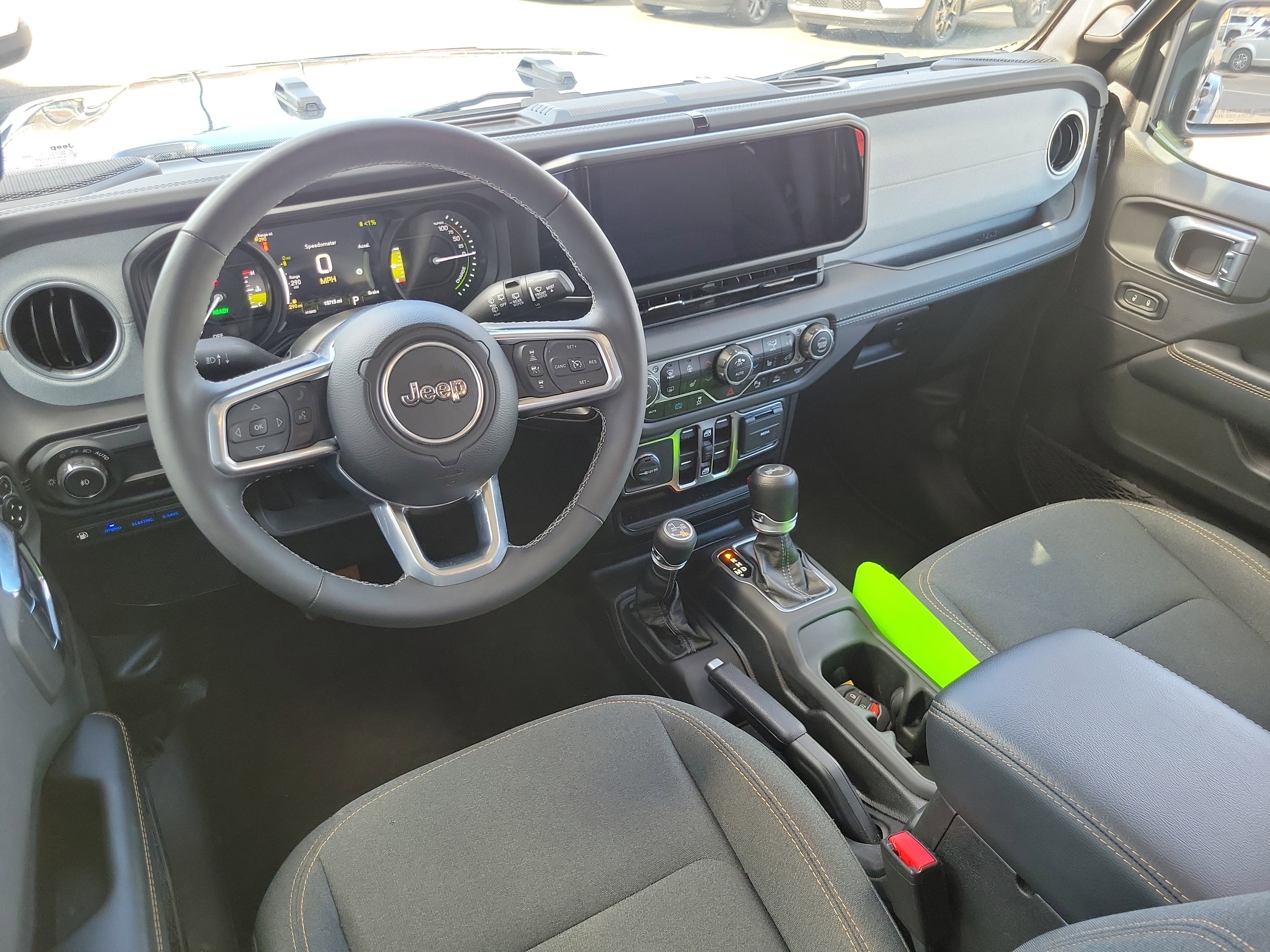 2025 Jeep Wrangler 4xe Sahara 4xe