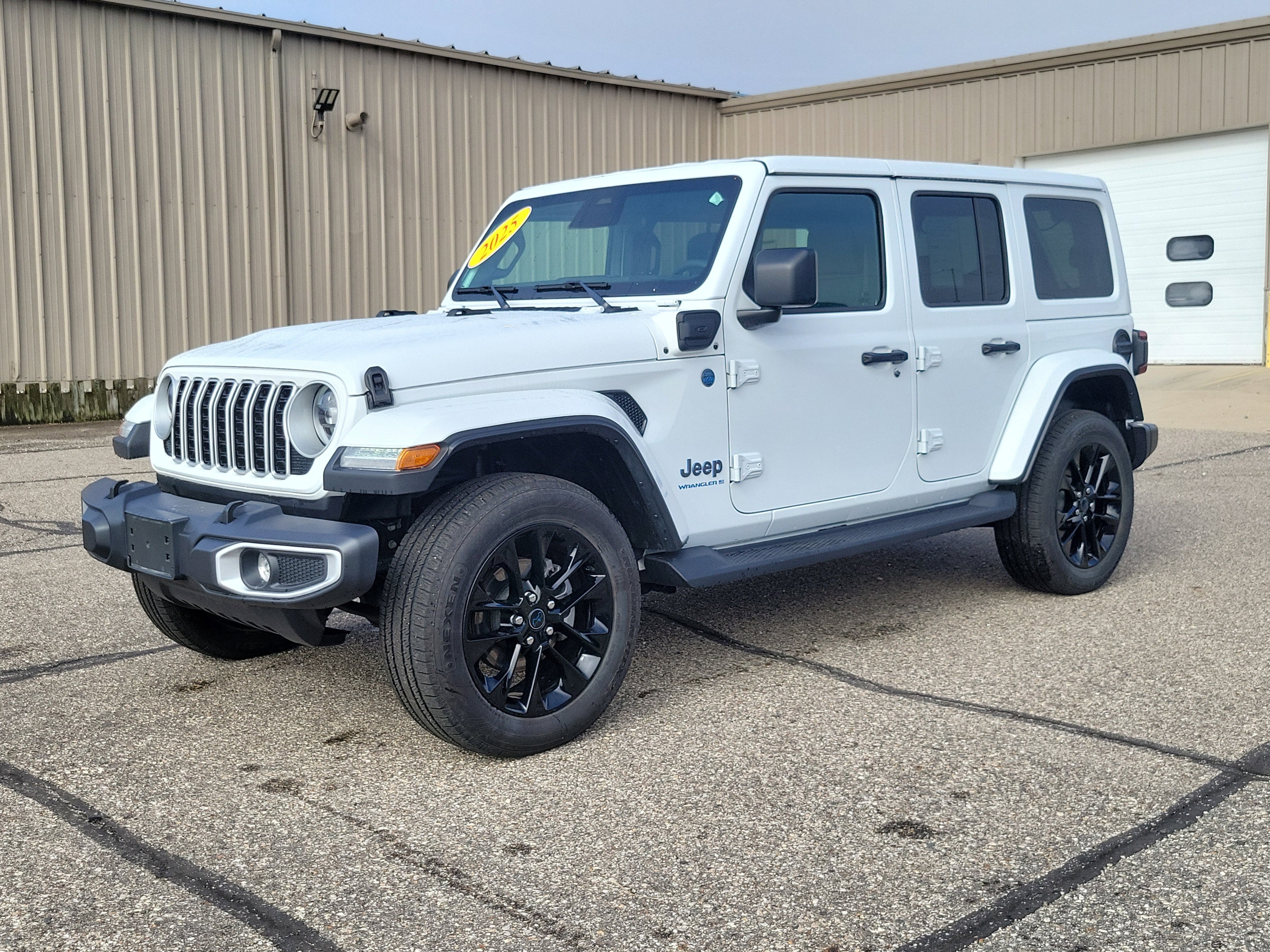 2025 Jeep Wrangler 4xe Sahara 4xe