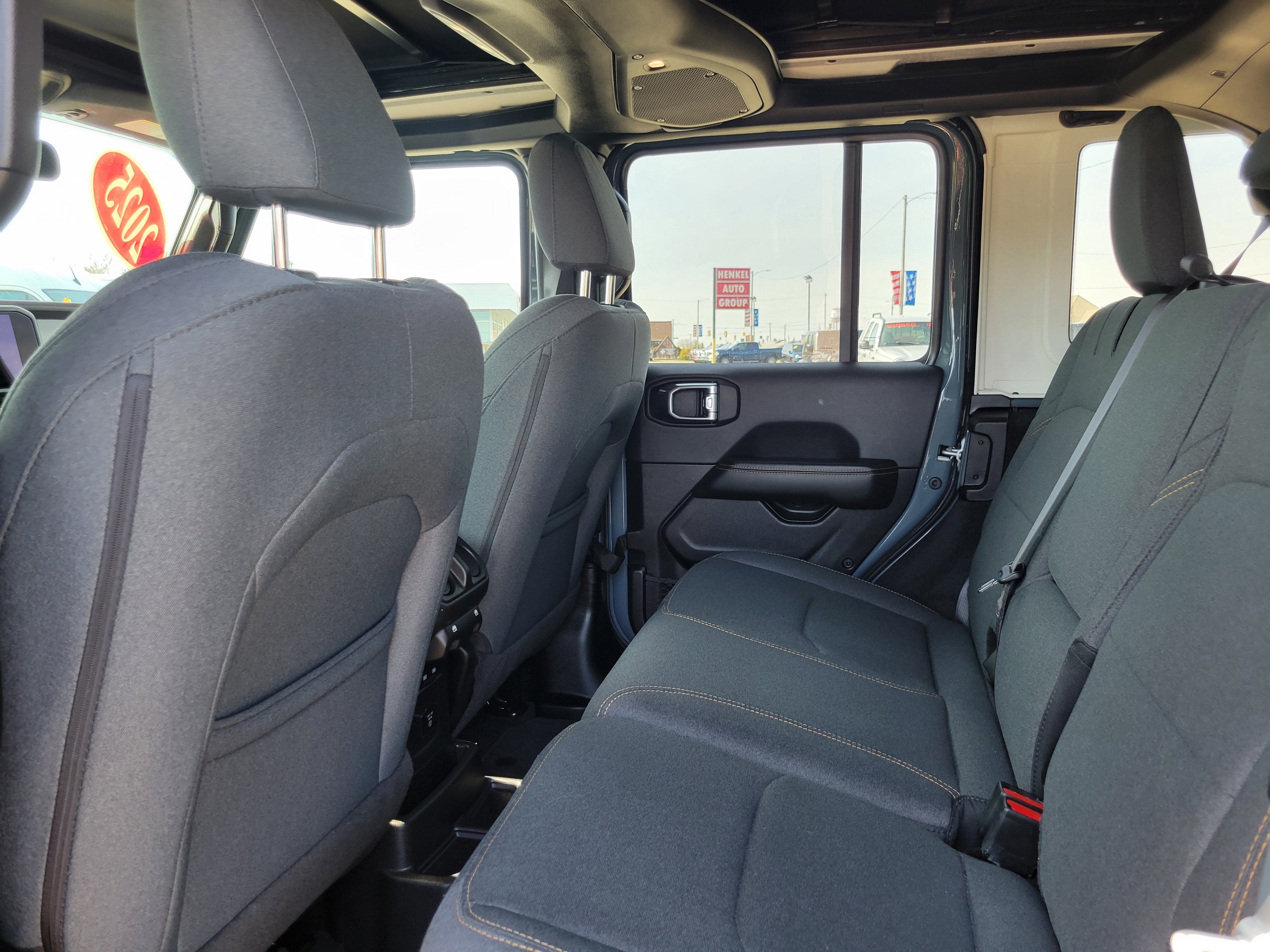 2025 Jeep Wrangler 4xe Sahara 4xe