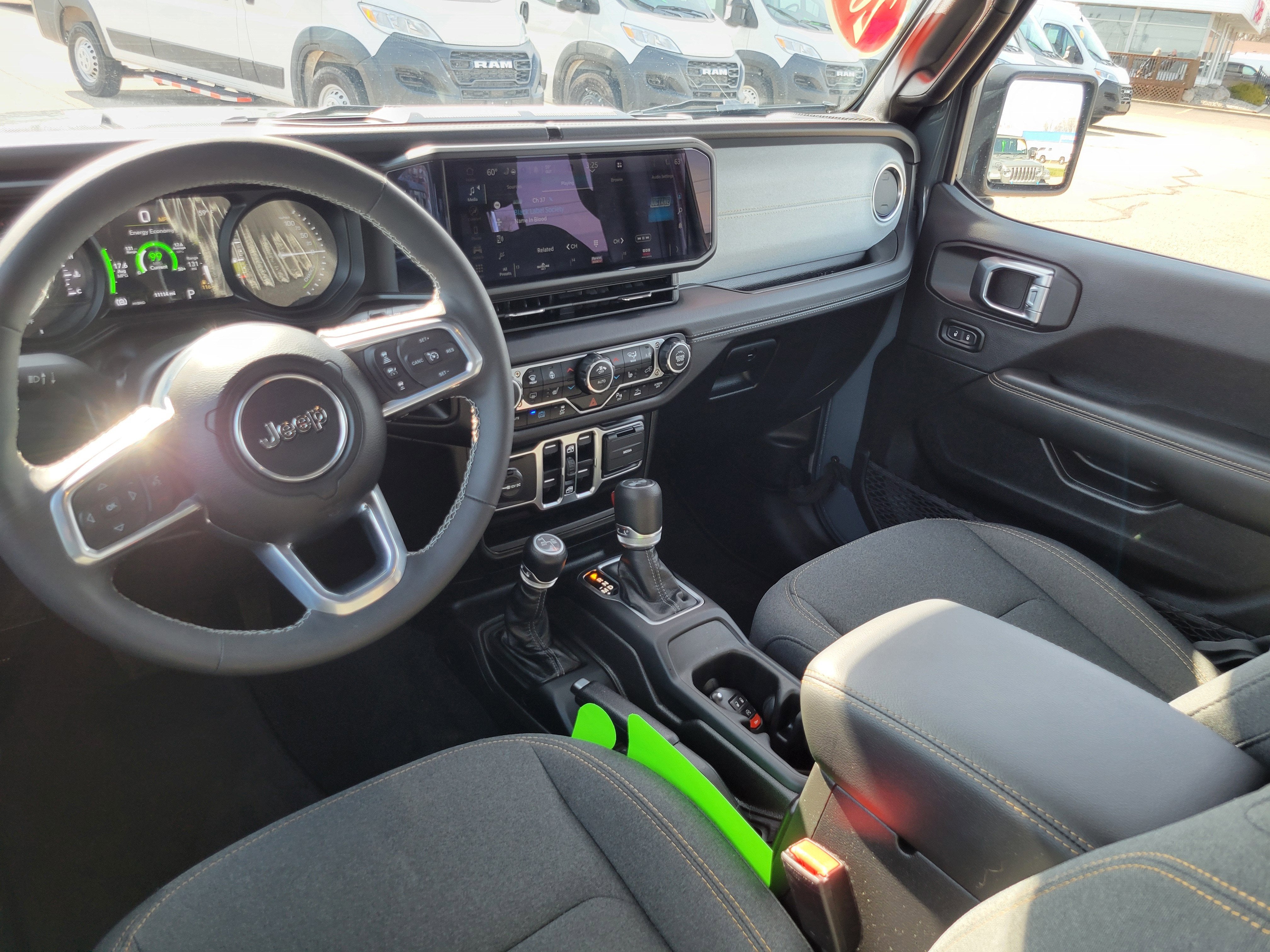 2025 Jeep Wrangler 4xe Sahara 4xe