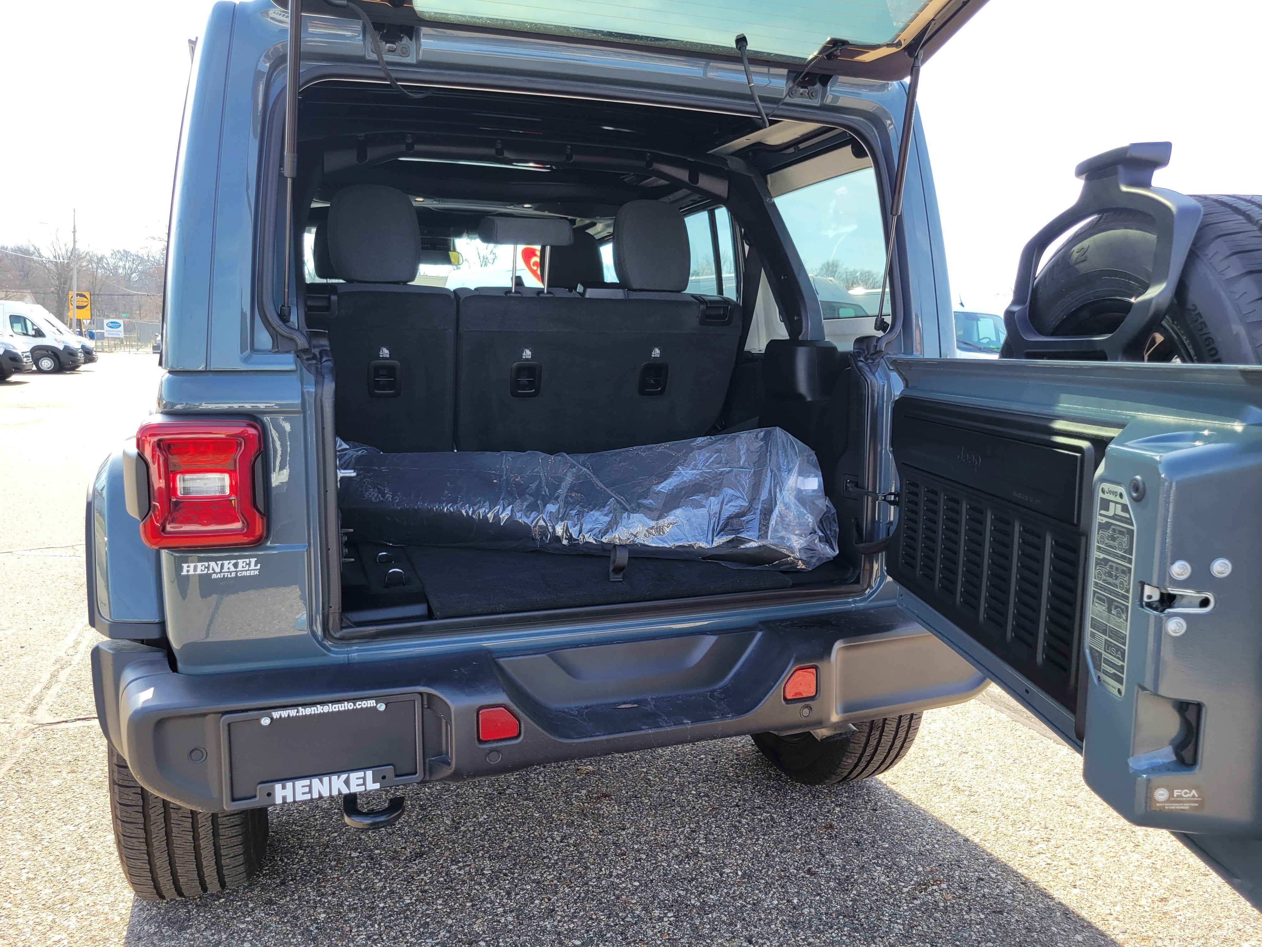 2025 Jeep Wrangler 4xe Sahara 4xe