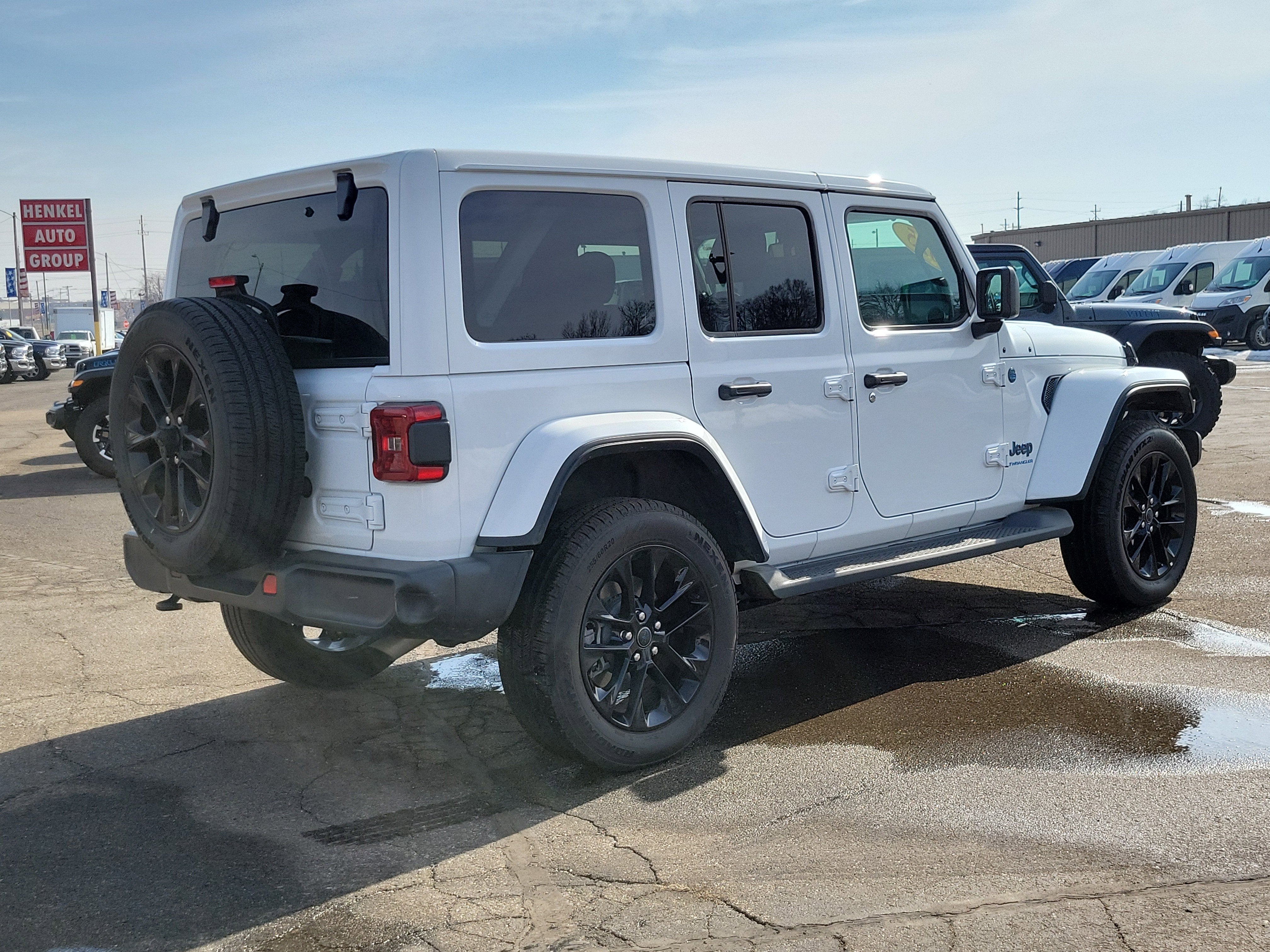2025 Jeep Wrangler 4xe Sahara 4xe
