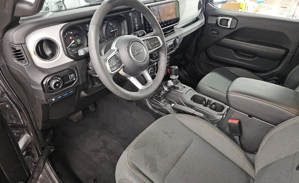 2025 Jeep Wrangler 4xe Sahara 4xe