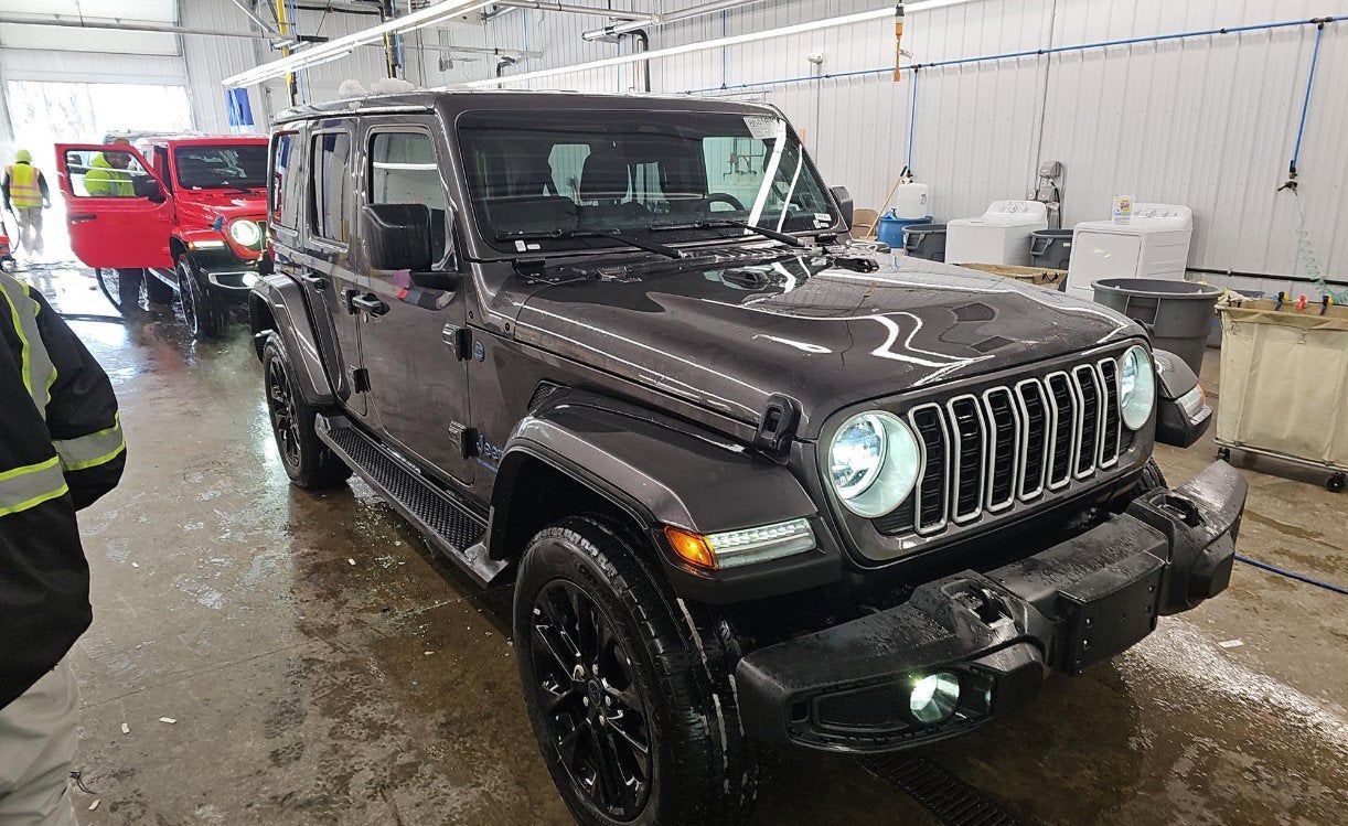 2025 Jeep Wrangler 4xe Sahara 4xe
