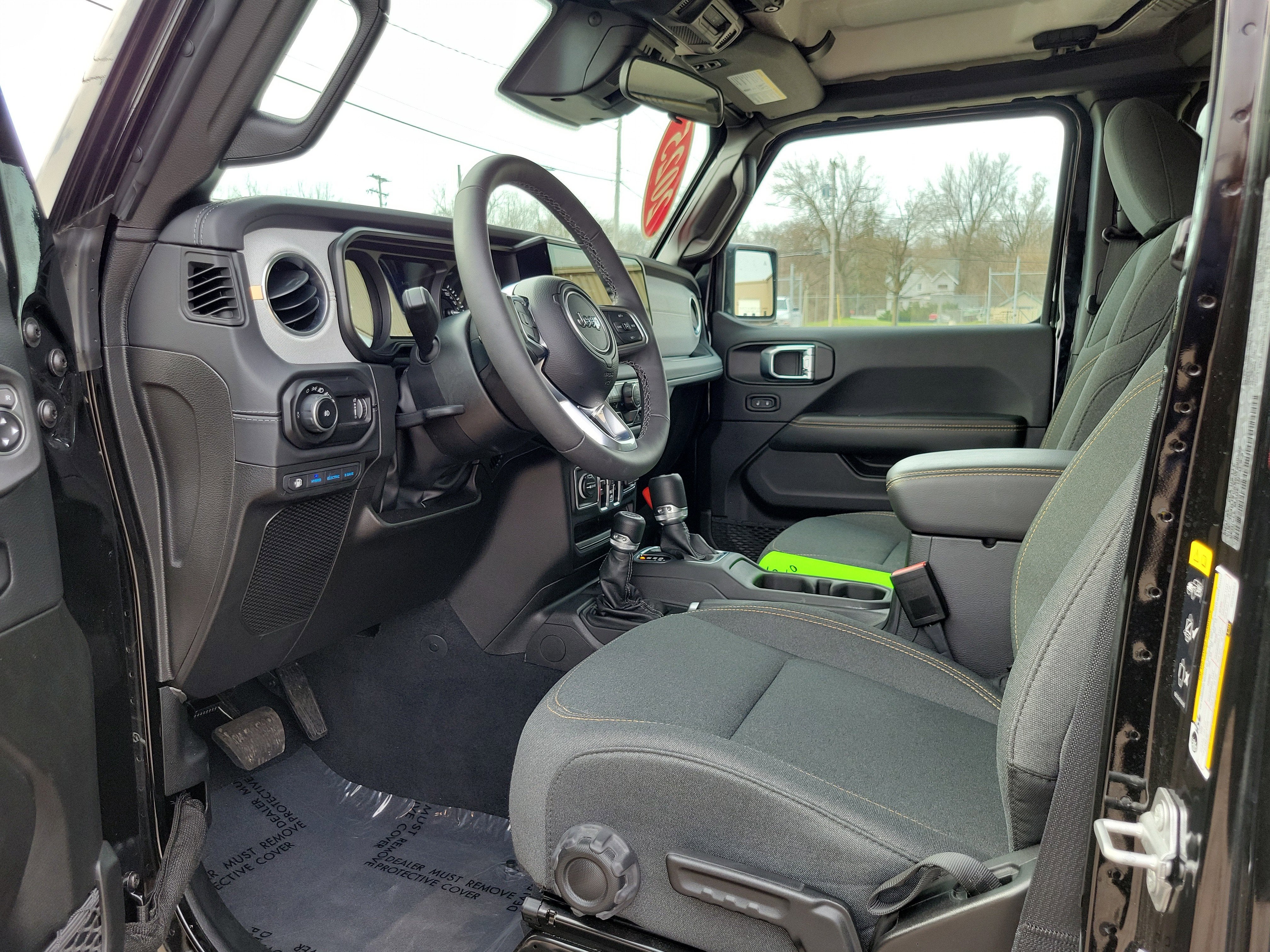2025 Jeep Wrangler 4xe Sahara 4xe