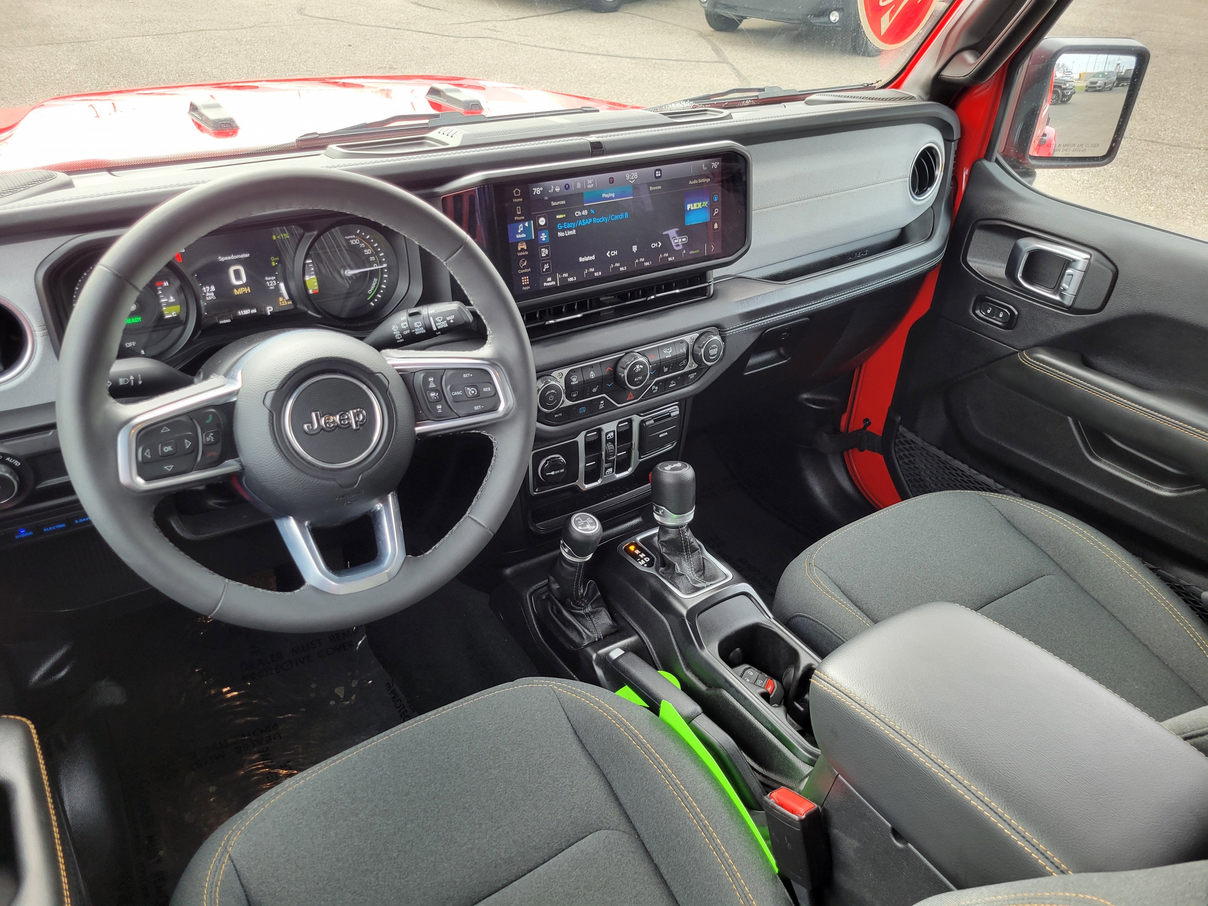 2025 Jeep Wrangler 4xe Sahara 4xe