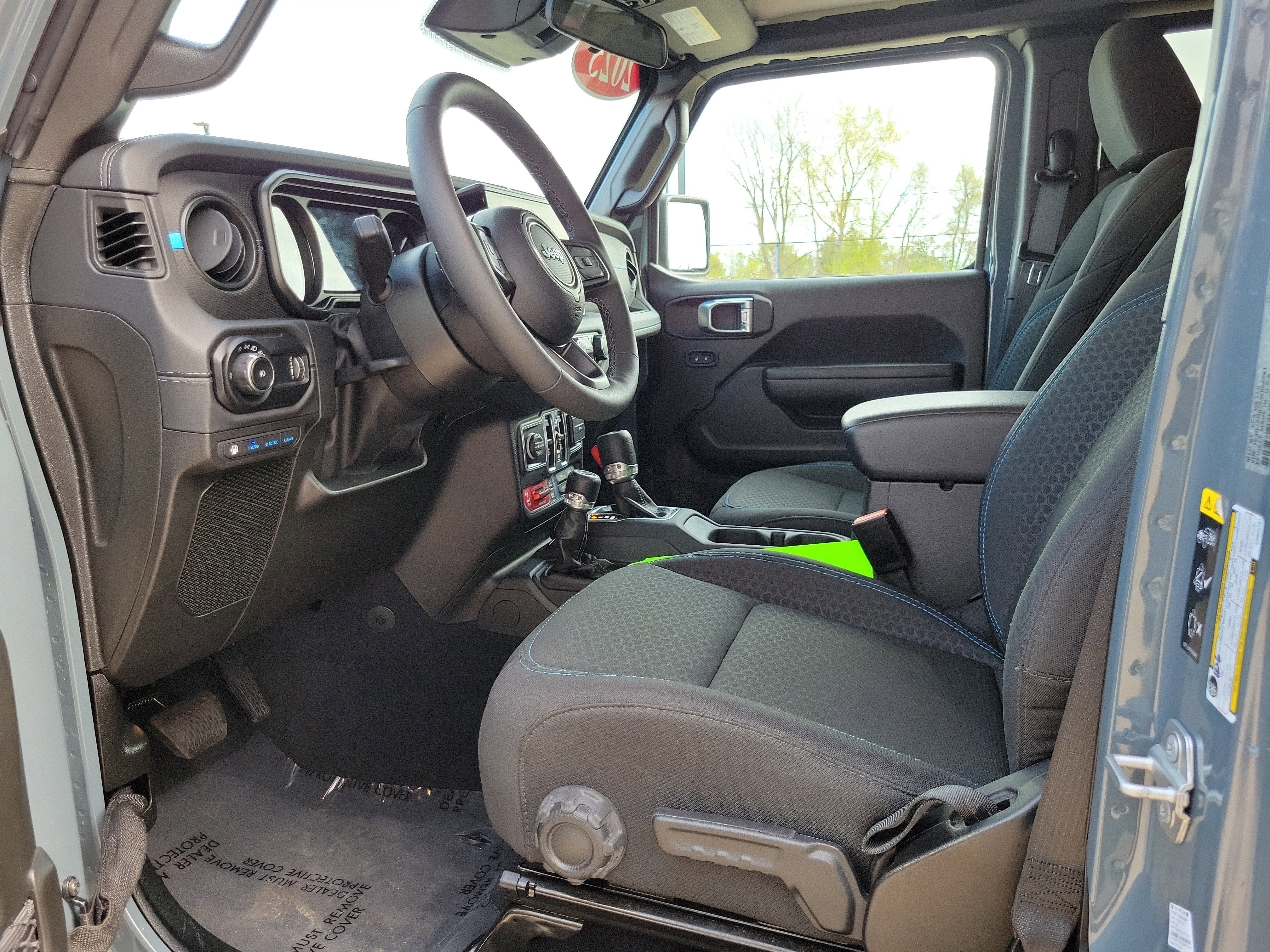 2025 Jeep Wrangler 4xe Rubicon 4xe