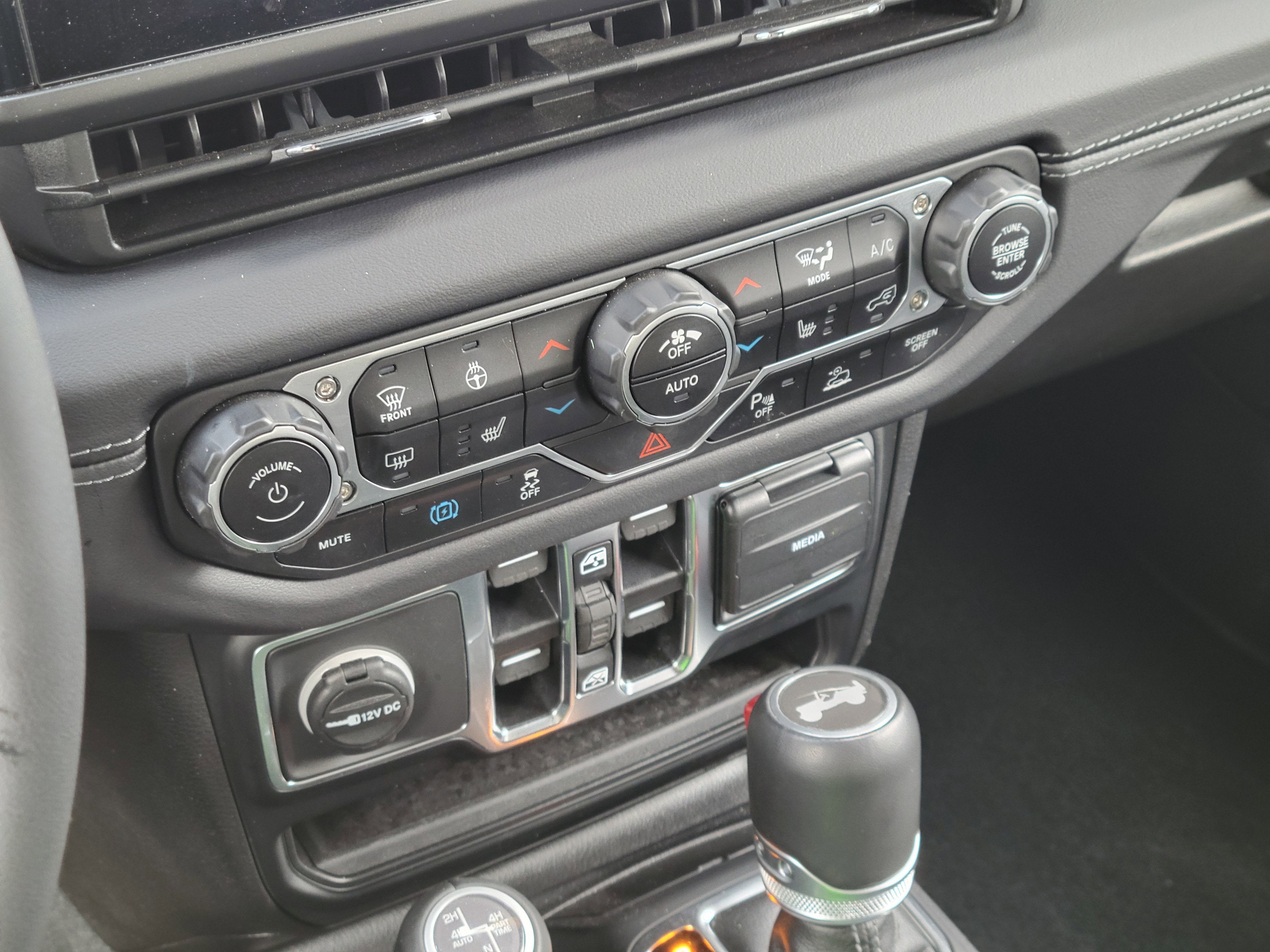 2024 Jeep Wrangler 4xe Summit 4xe