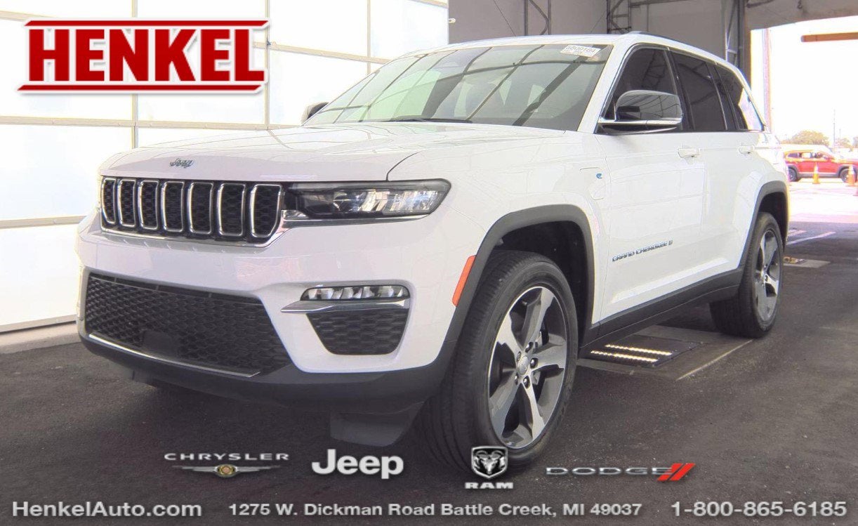 2023 Jeep Grand Cherokee 4xe 4x4's photo