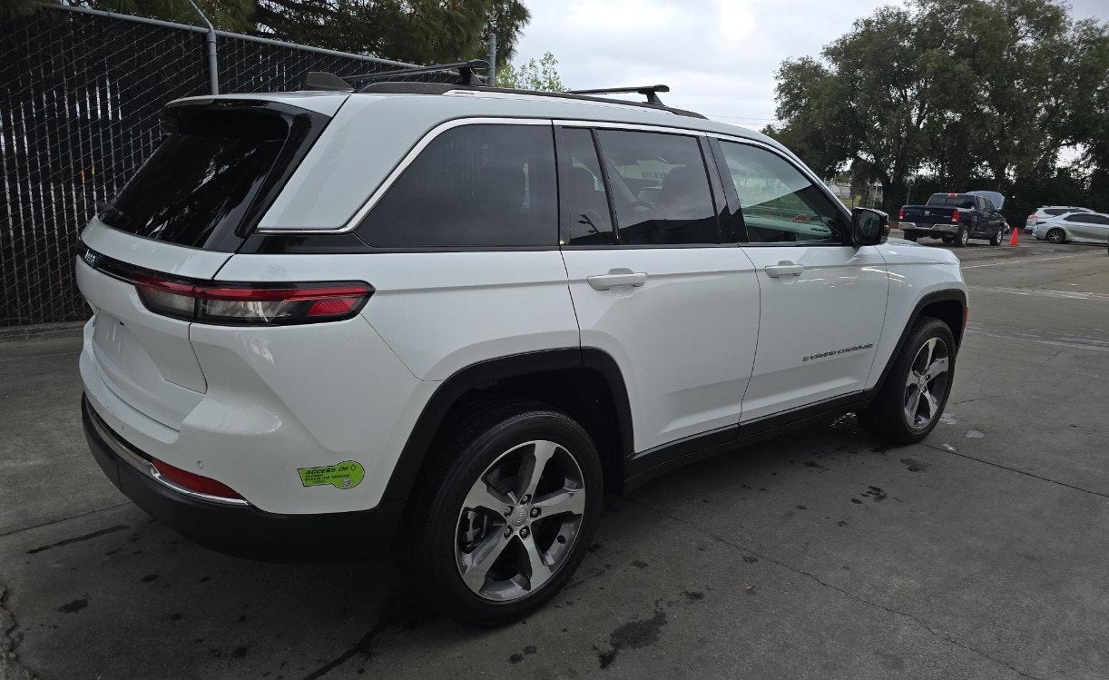 2022 Jeep Grand Cherokee 4xe Limited 4x4