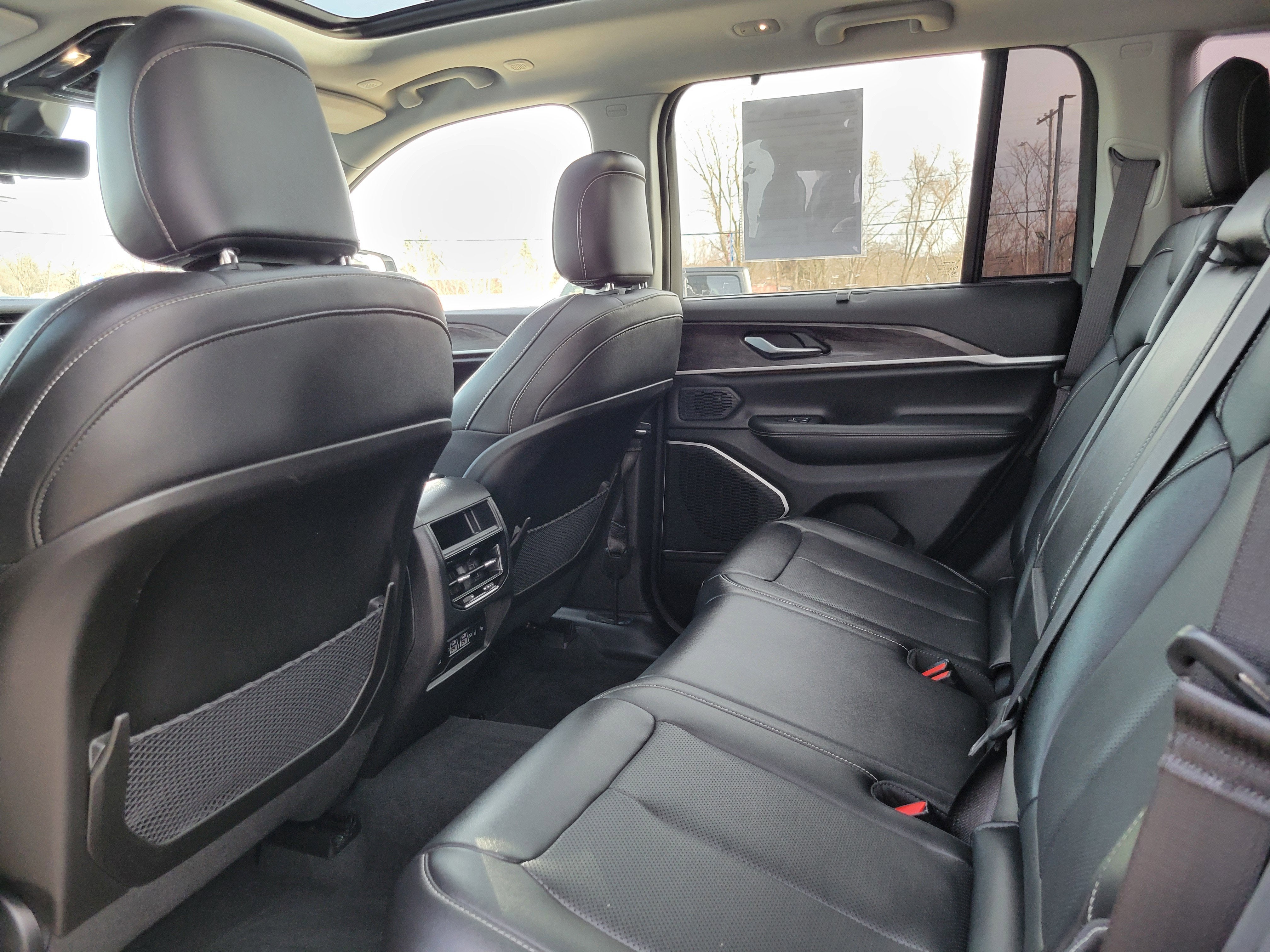 2023 Jeep Grand Cherokee 4xe 4dr 4WD