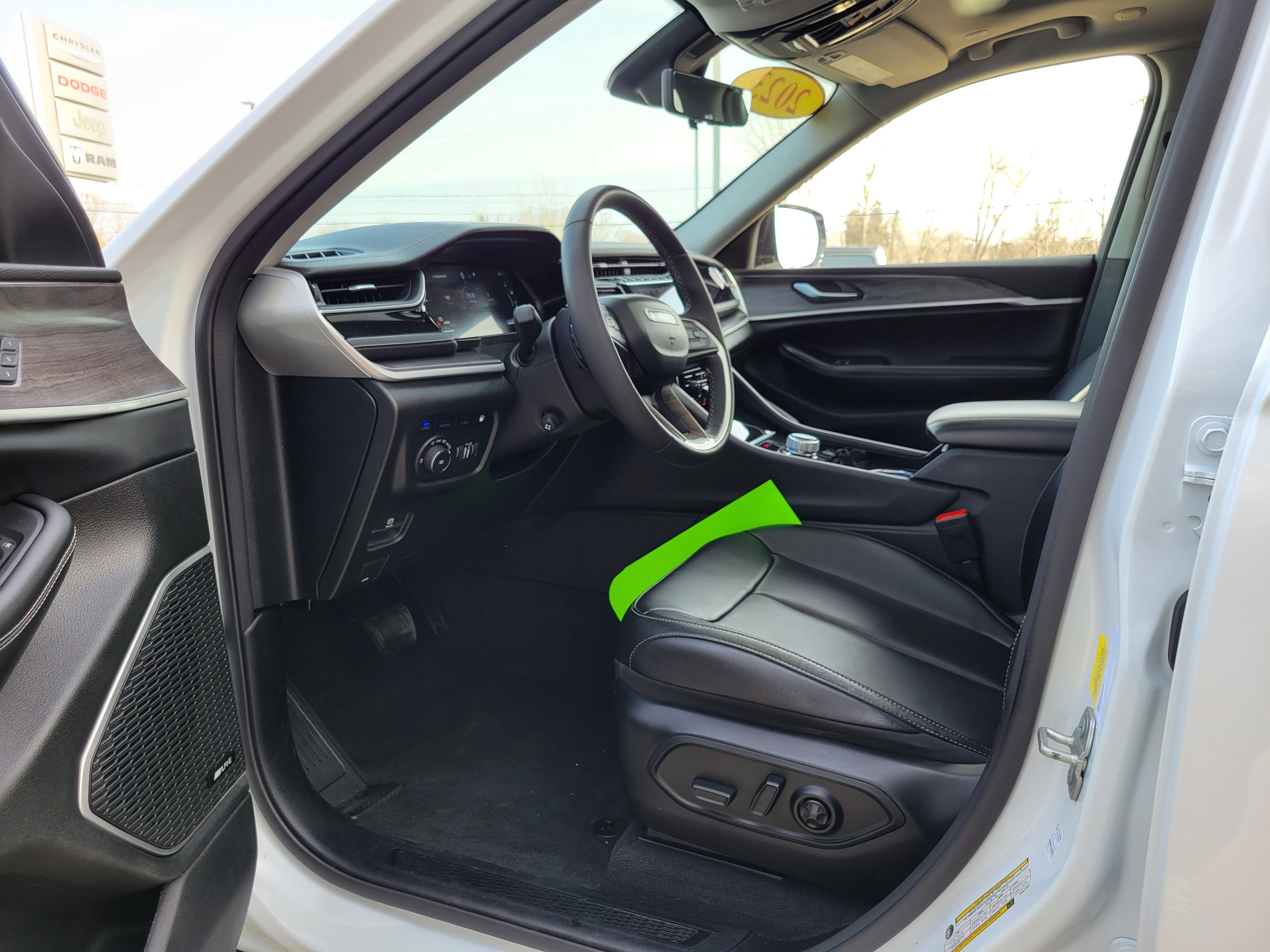 2023 Jeep Grand Cherokee 4xe 4dr 4WD