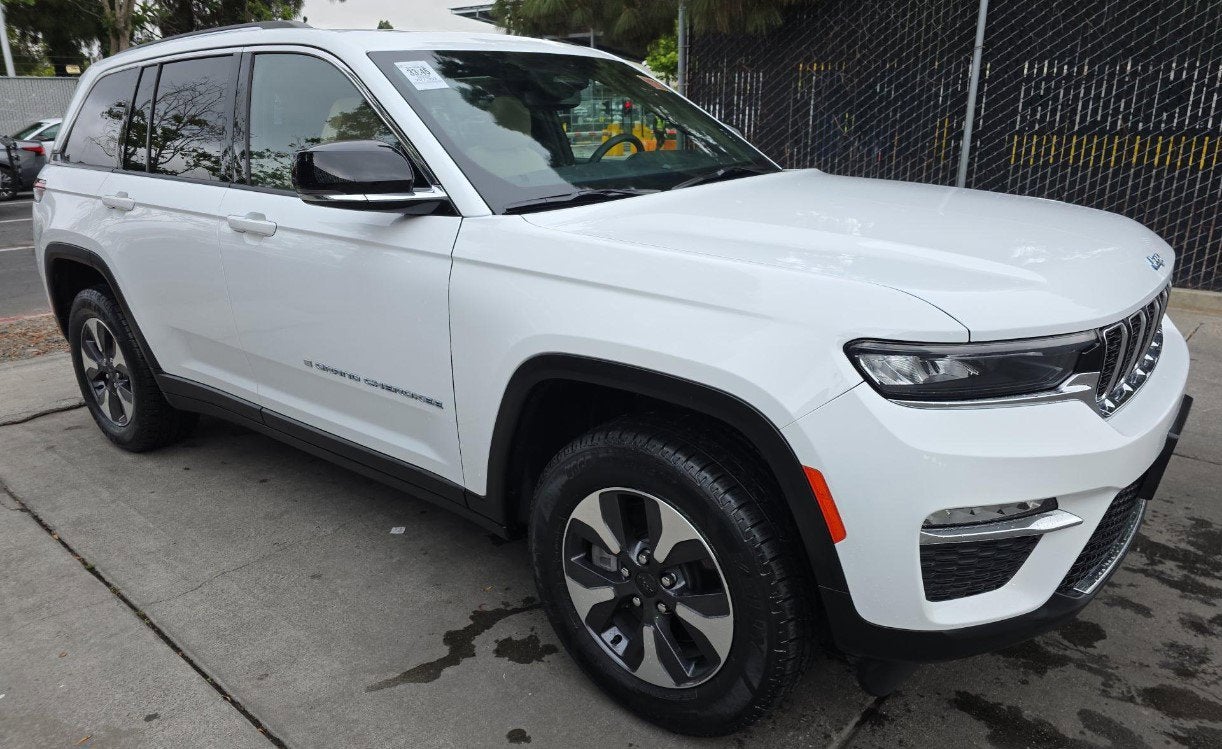 2022 Jeep Grand Cherokee 4xe Limited 4x4