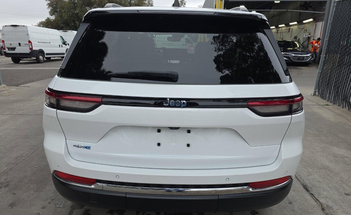 2022 Jeep Grand Cherokee 4xe Limited 4x4