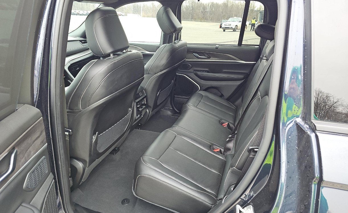 2024 Jeep Grand Cherokee 4xe Anniversary Edition