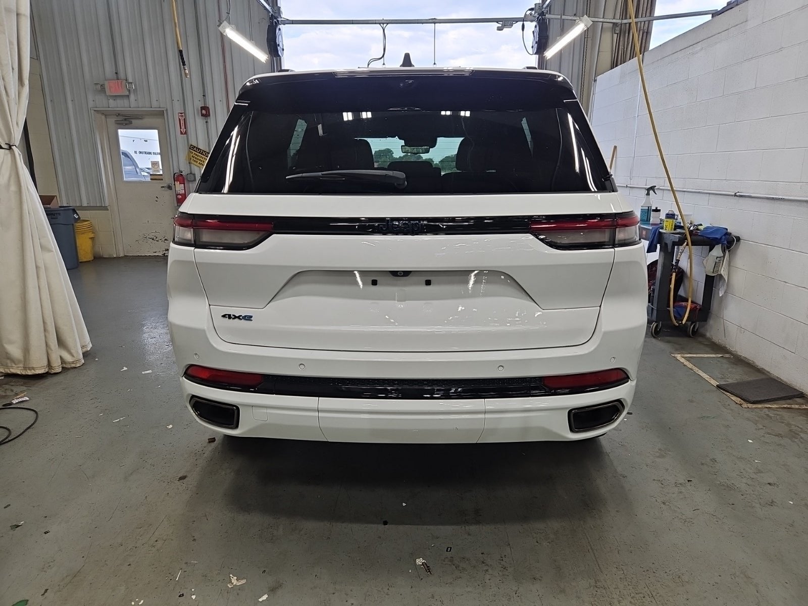 2024 Jeep Grand Cherokee Anniversary Edition 4xE
