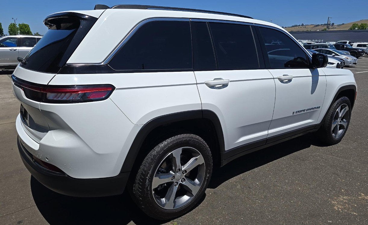 2023 Jeep Grand Cherokee 4xe 4DR 4WD
