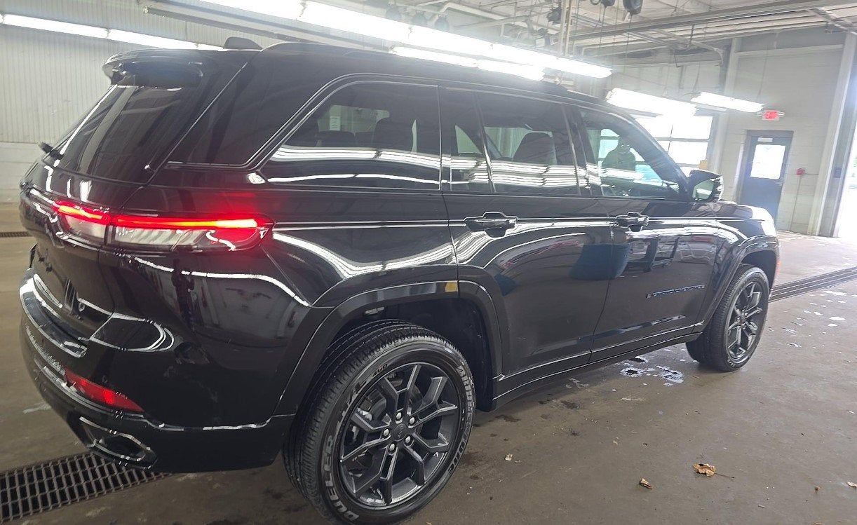 2024 Jeep Grand Cherokee 4xe Anniversary Edition
