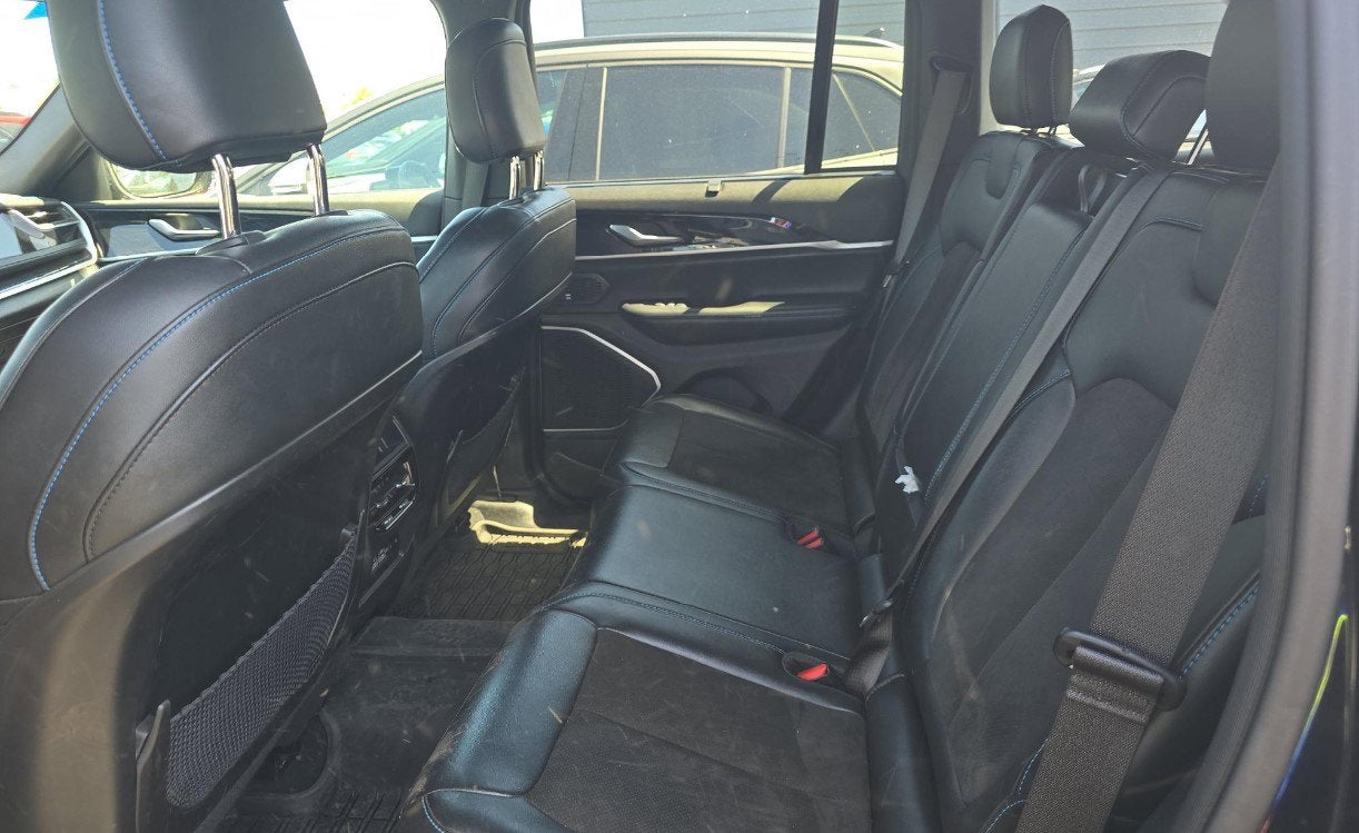 2023 Jeep Grand Cherokee 4xe Trailhawk Carb State Pkg