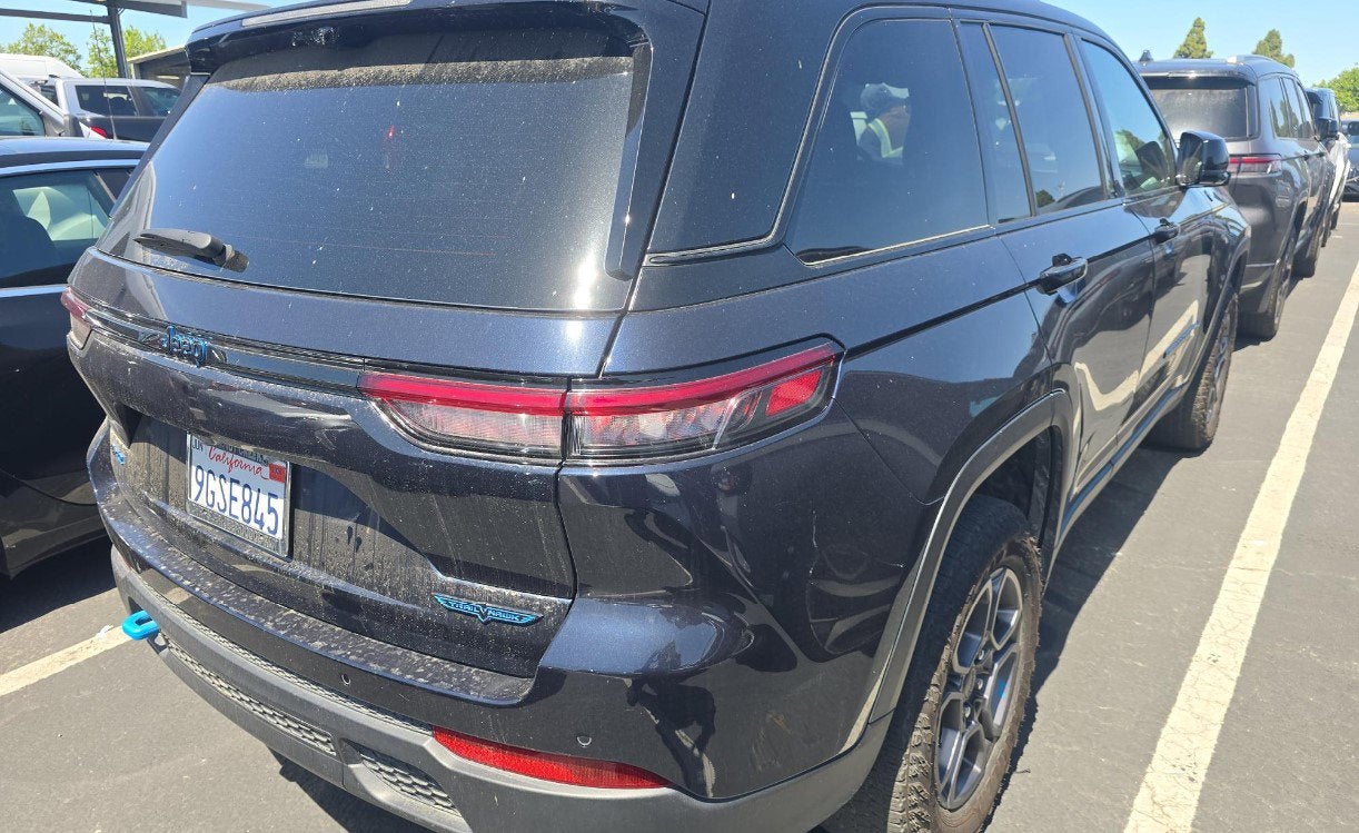 2023 Jeep Grand Cherokee 4xe Trailhawk Carb State Pkg