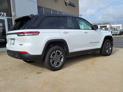 2022 Jeep Grand Cherokee 4xe Trailhawk 4x4