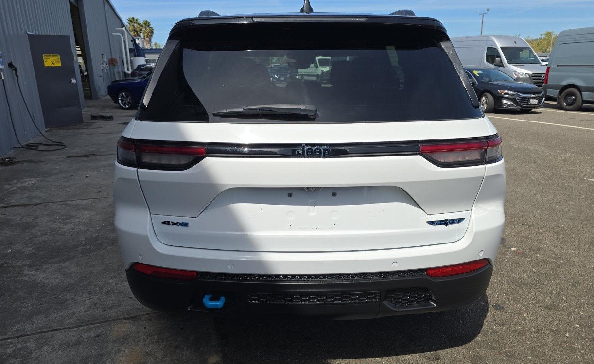 2023 Jeep Grand Cherokee 4xe Trailhawk