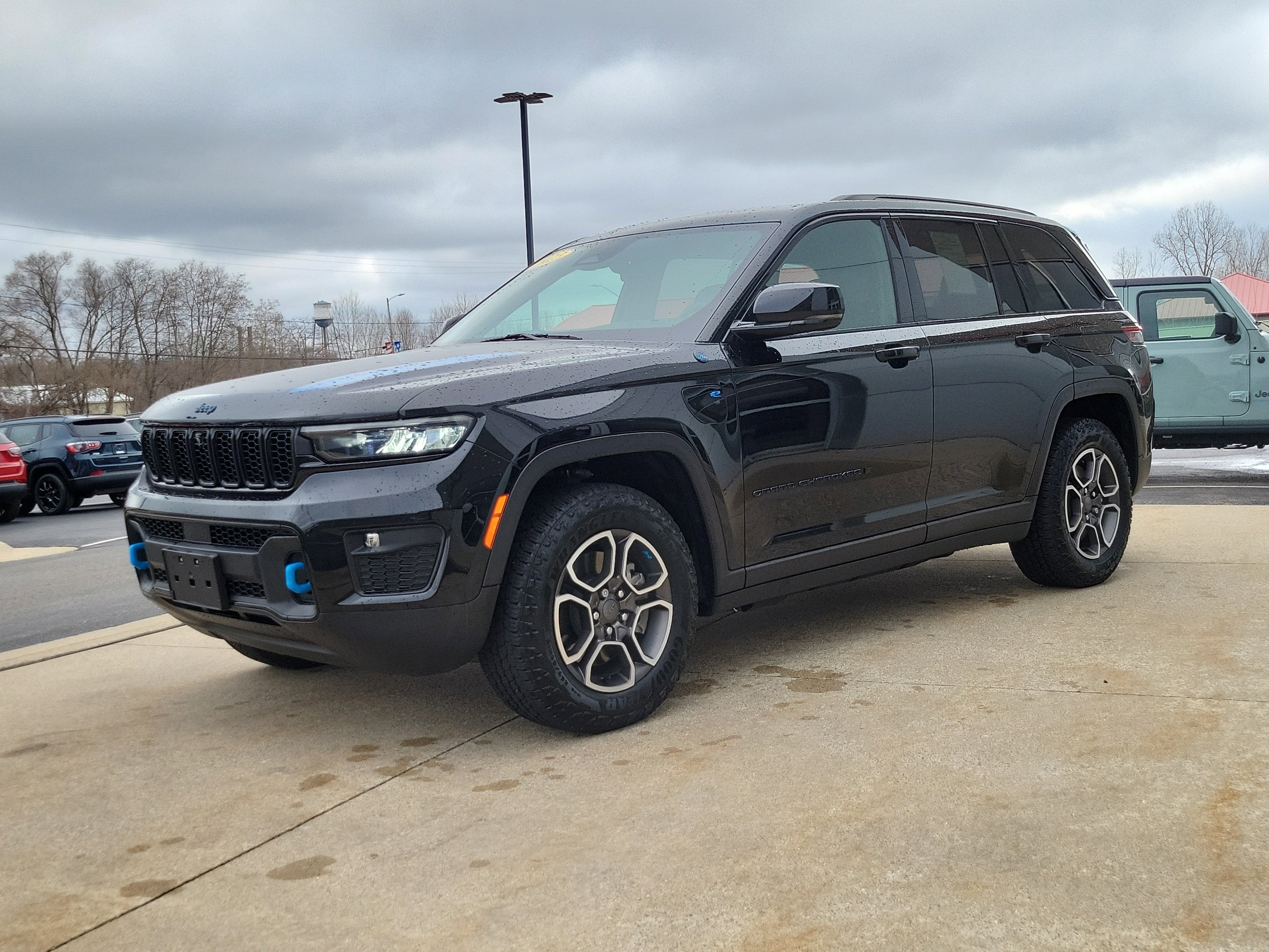 2023 Jeep Grand Cherokee 4xe Trailhawk