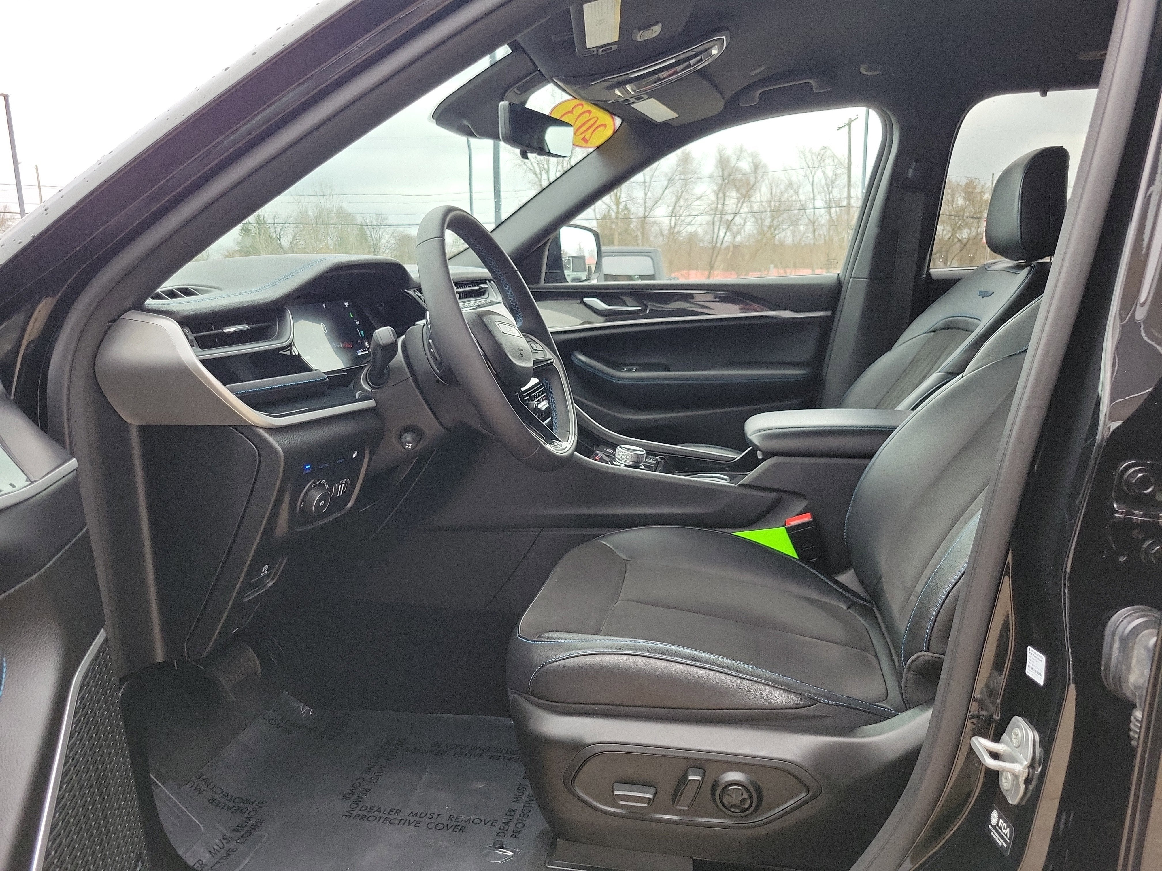 2023 Jeep Grand Cherokee 4xe Trailhawk