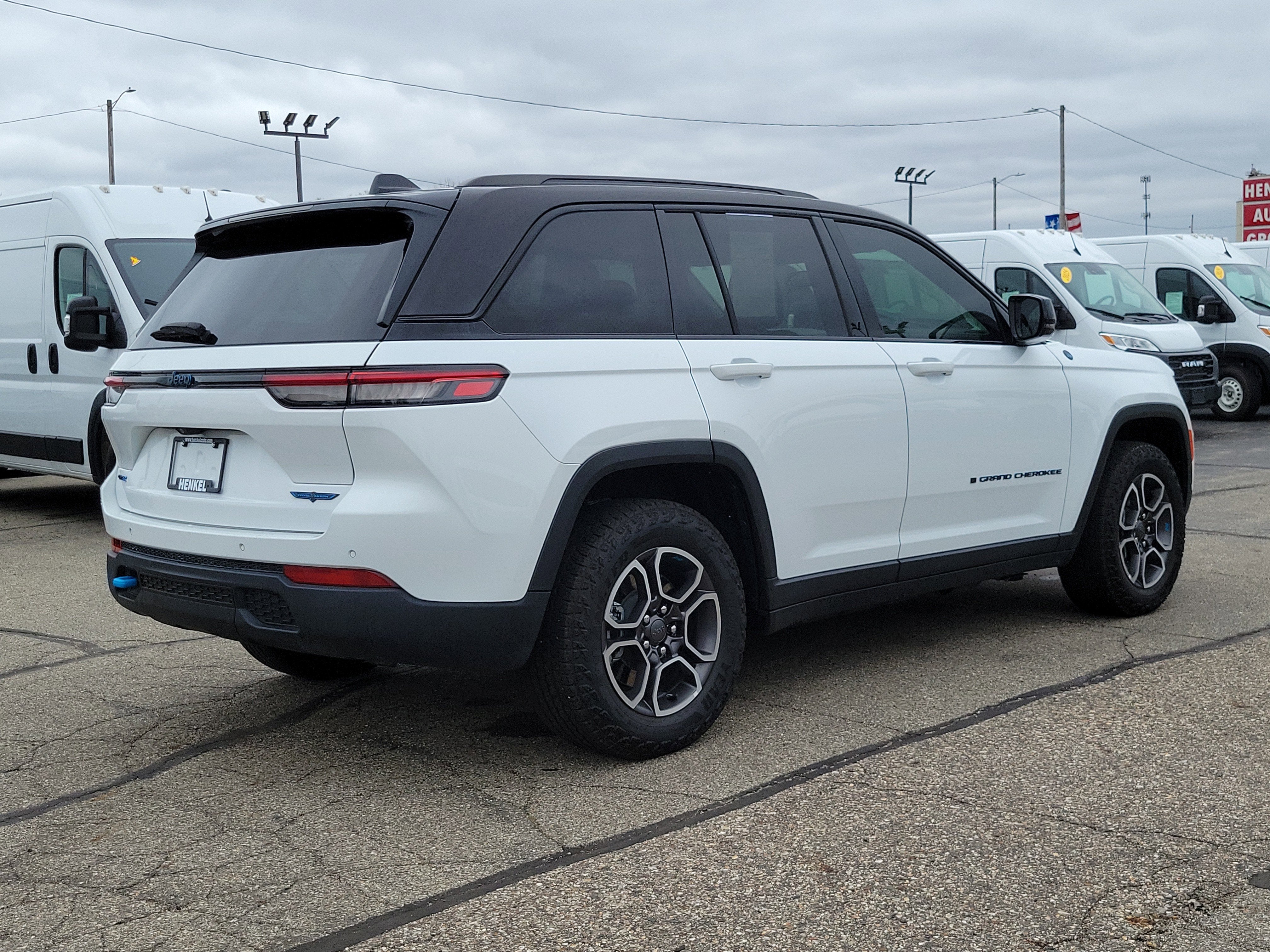2022 Jeep Grand Cherokee 4xe Trailhawk 4x4
