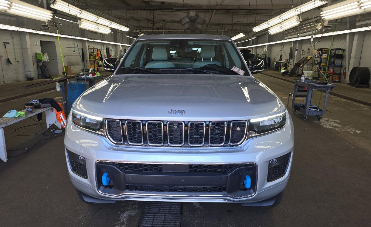 2022 Jeep Grand Cherokee 4xe Overland 4x4