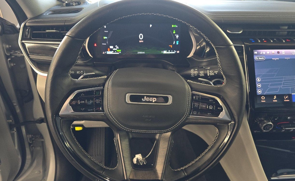 2022 Jeep Grand Cherokee 4xe Overland 4x4