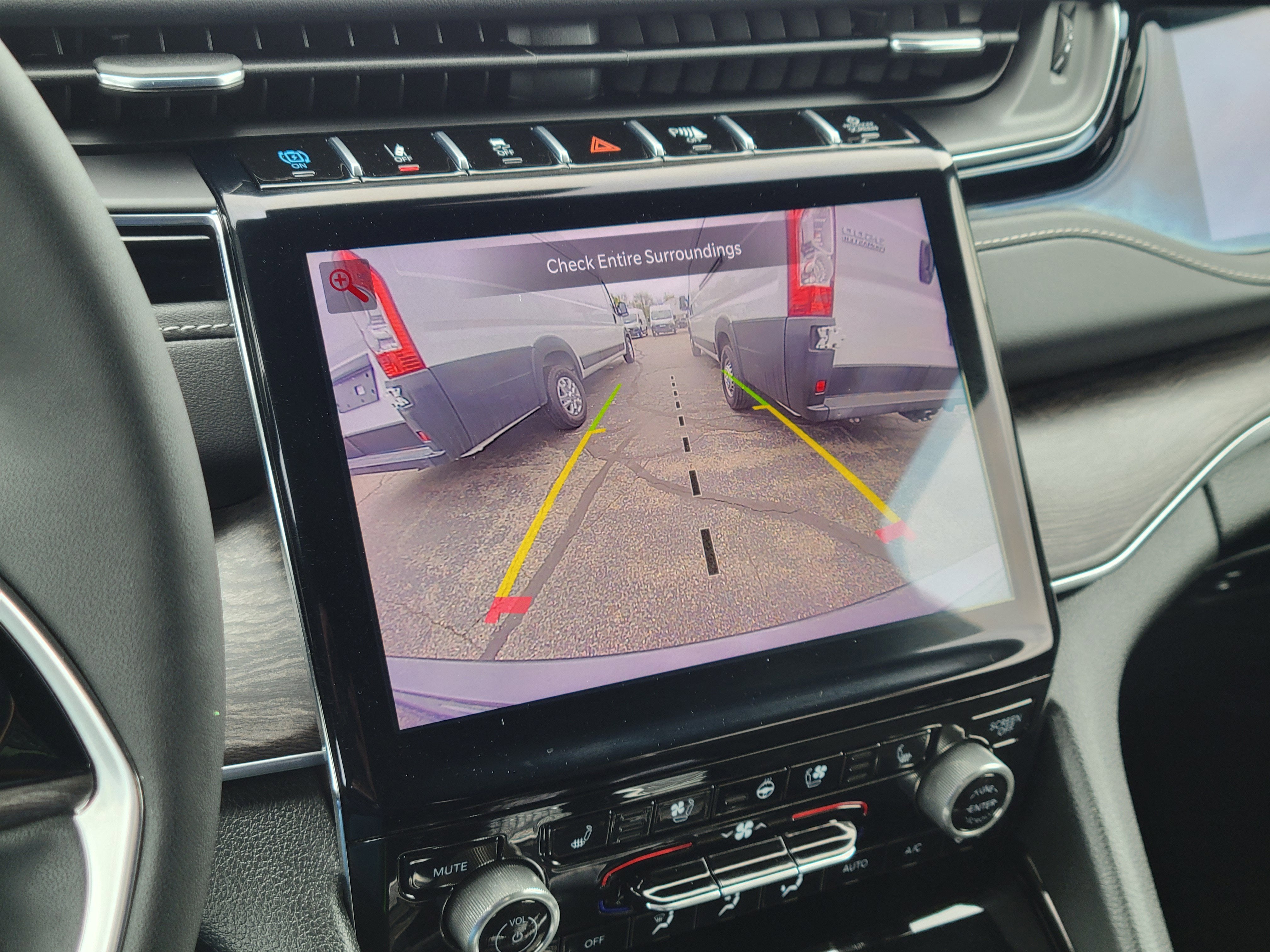 2022 Jeep Grand Cherokee 4xe Overland 4x4