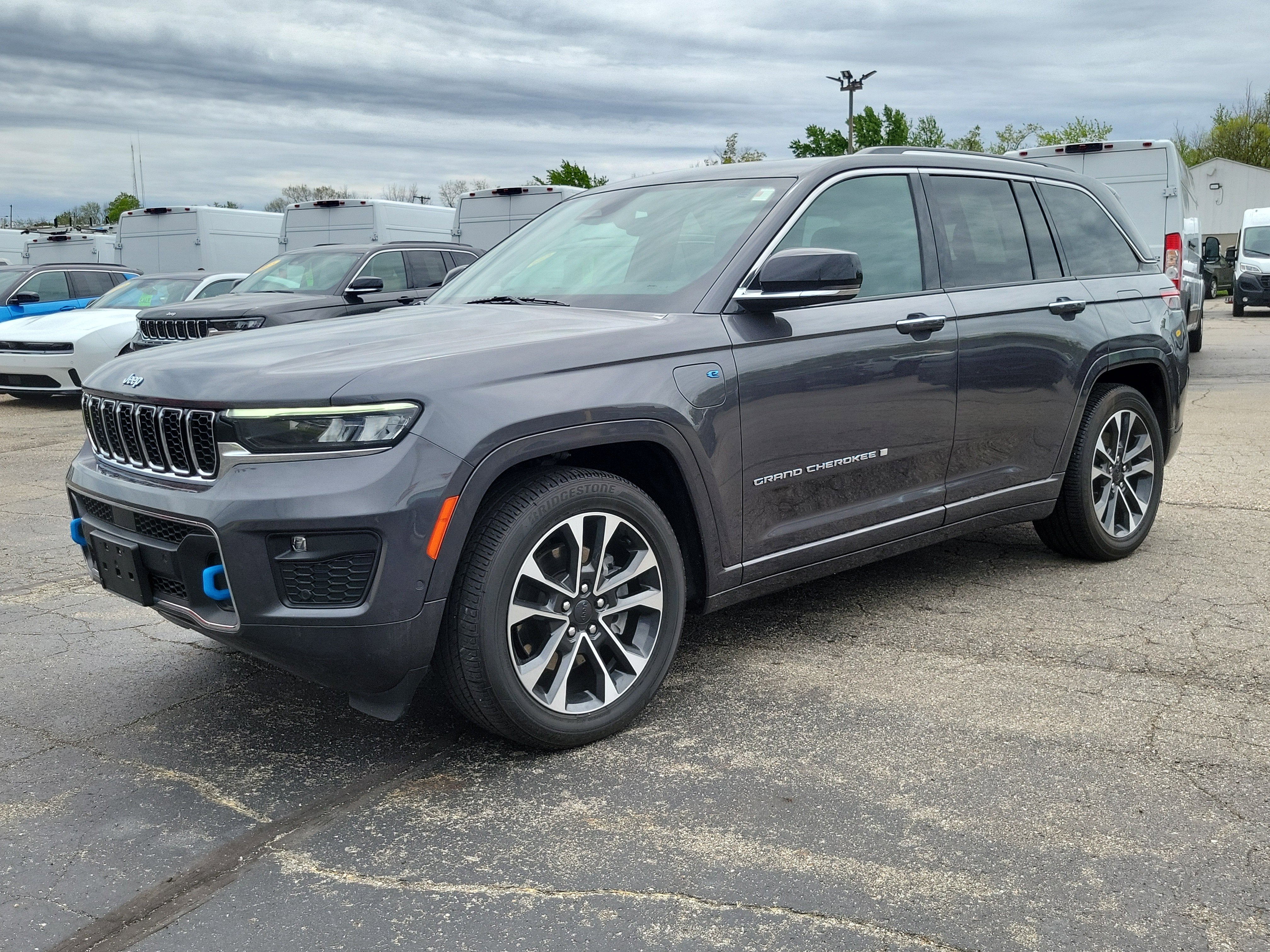 2022 Jeep Grand Cherokee 4xe Overland 4x4